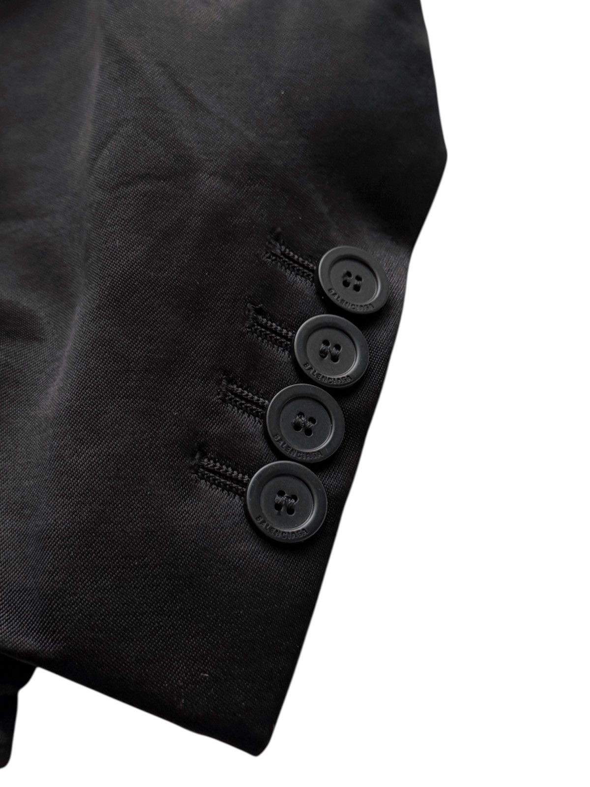 Balenciaga 2023 Double Breasted Wrinkle Satin Steroid Blazer Jacket Size US M / EU 48-50 / 2 - 6 Thumbnail