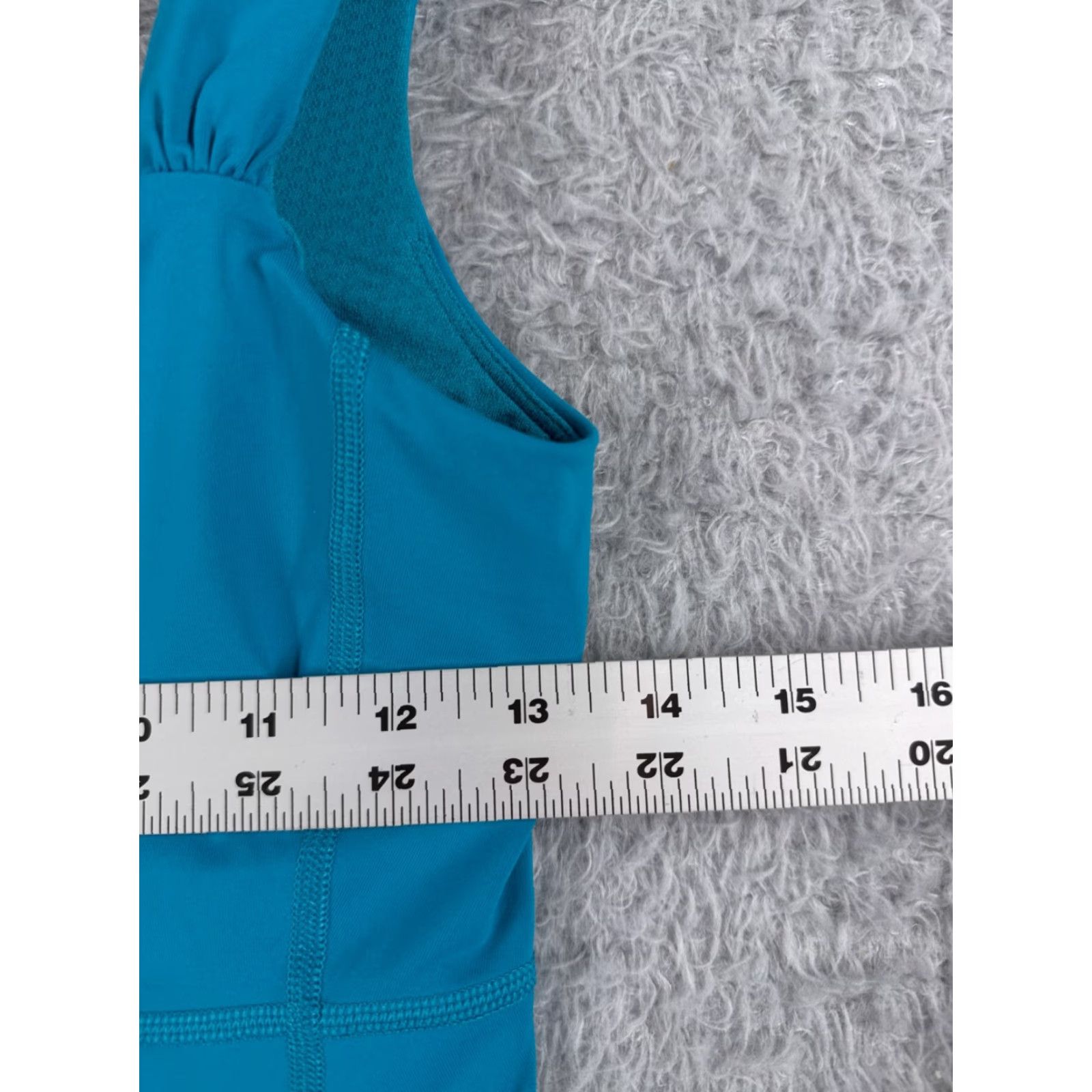Lululemon Lululemon Shirt Women 2 Blue Aria II Tank Built In Bra Gym Yoga Run Casual Shirt Women Size XS / US 0-2 / IT 36-38 - 7 Thumbnail