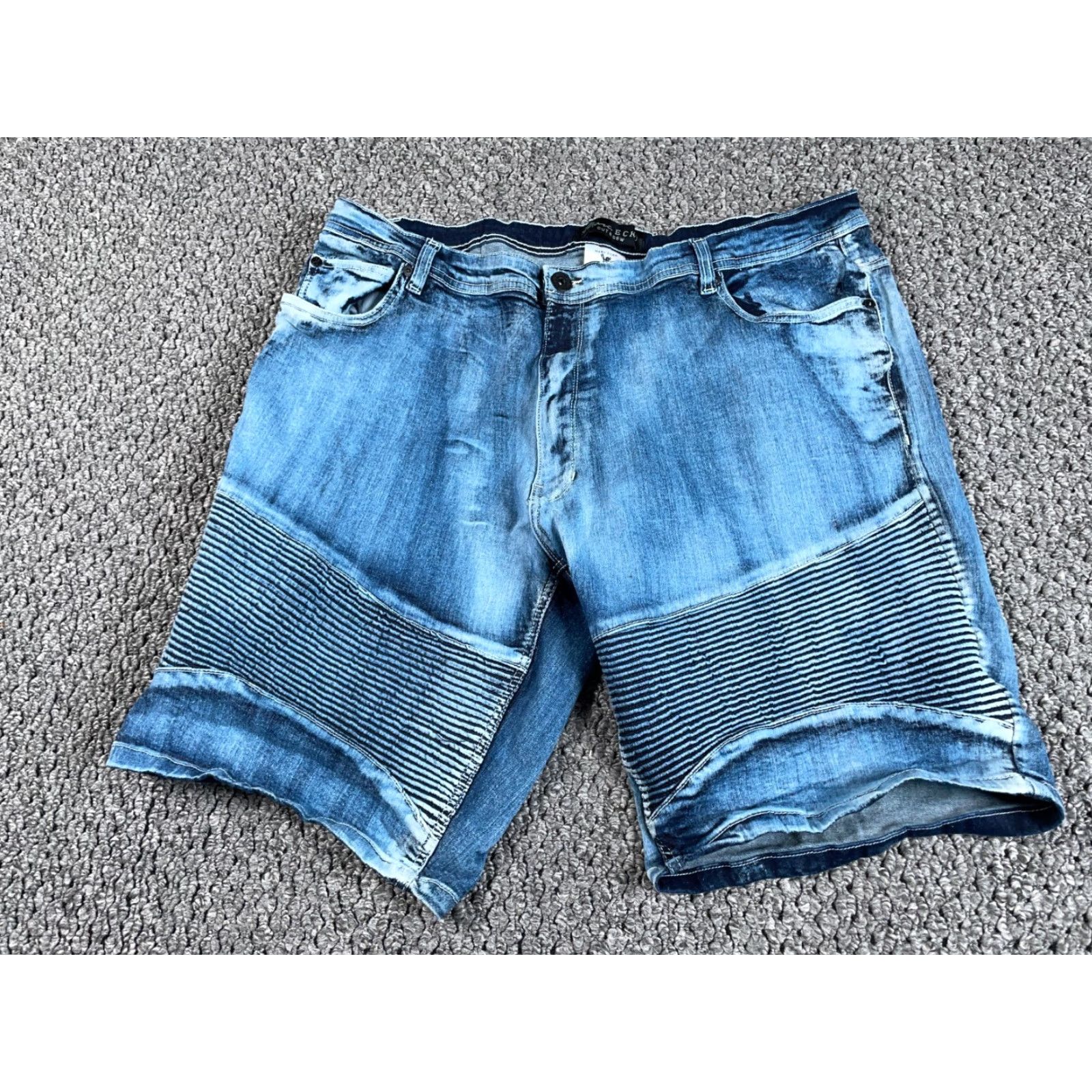 Ecko Unltd. VTG Marc Ecko Motorcycle Biker Jean Shorts Men 46 Blue Denim 5-Pocket/Zip Inseam 12in Regular Rise Mid - Cotton Spandex Vintage Hip Hop Theme Mens Size US 30 / EU 46 - 2 Thumbnail