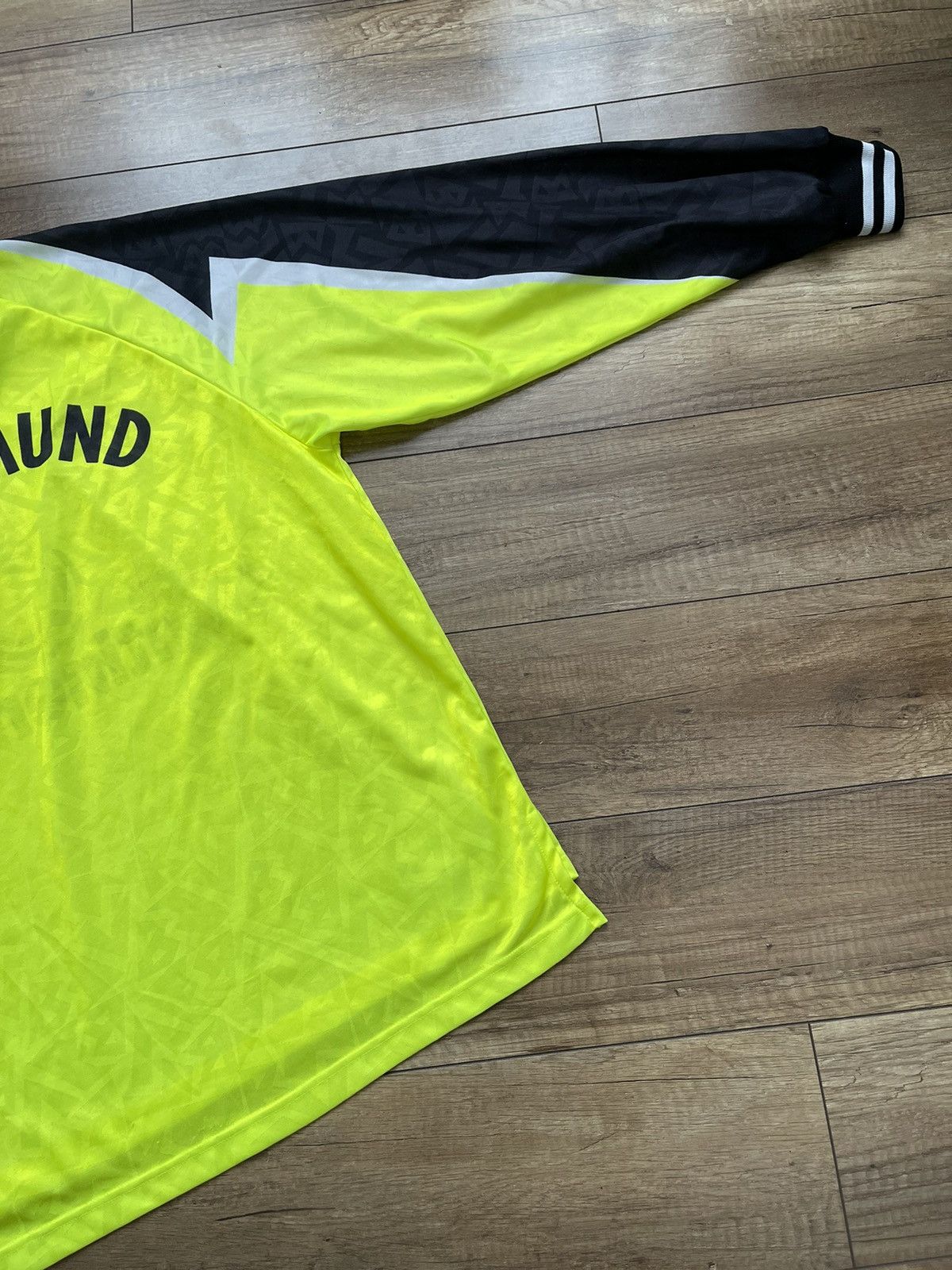 Nike 1995/1996 Nike Borussia Dortmund Vintage Soccer Jersey Tee Size US XL / EU 56 / 4 - 10 Thumbnail