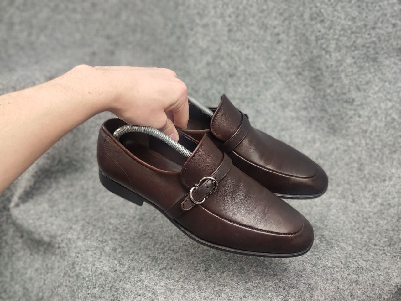Salvatore Ferragamo Salvatore Ferragamo Terence Apron Toe Loafer Logo Shoes Size US 9 / EU 42 - 15 Thumbnail