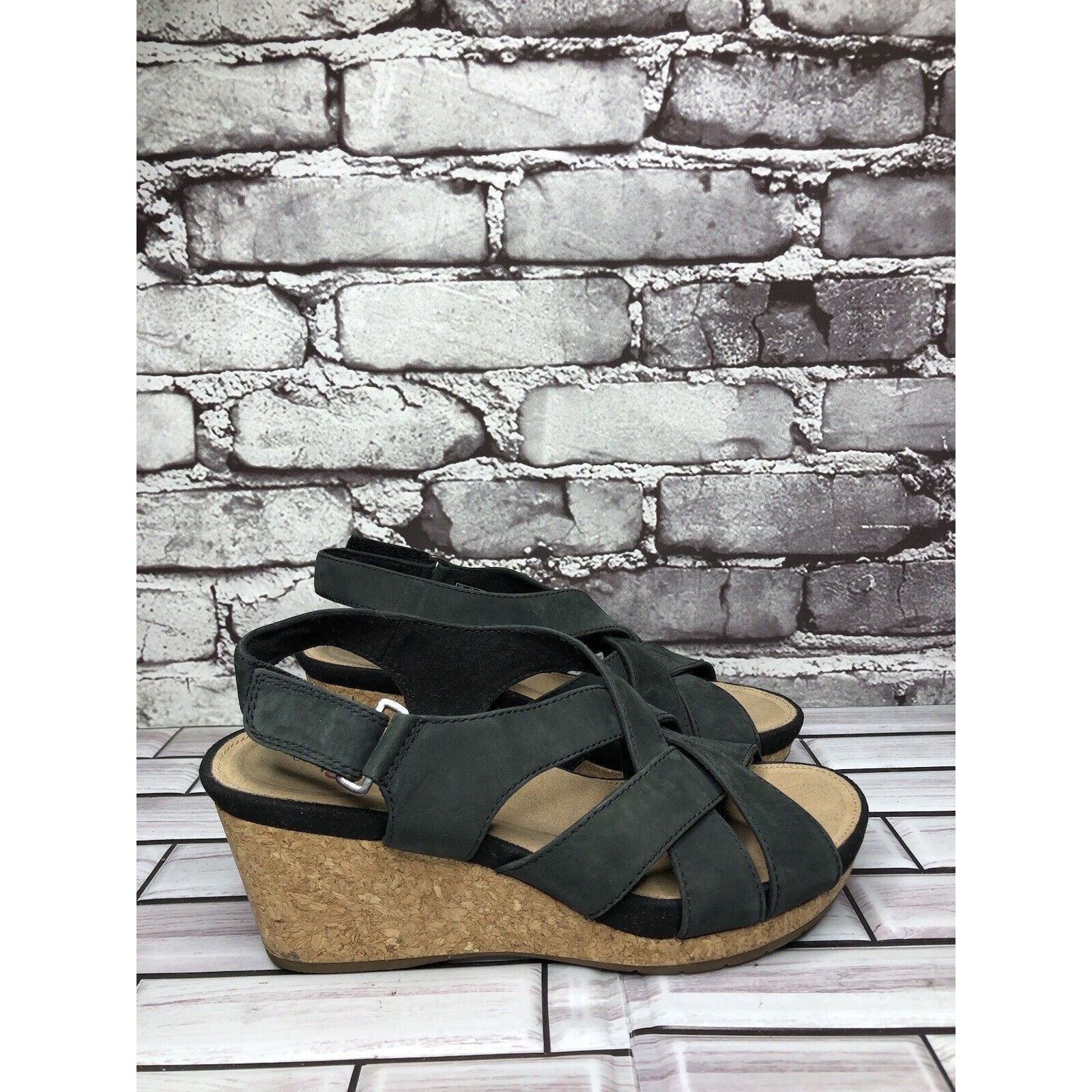 Clarks Clarks Unstructured Black Leather Criss Cross Strap Cork Wed Size US 7 / IT 37 - 1 Thumbnail