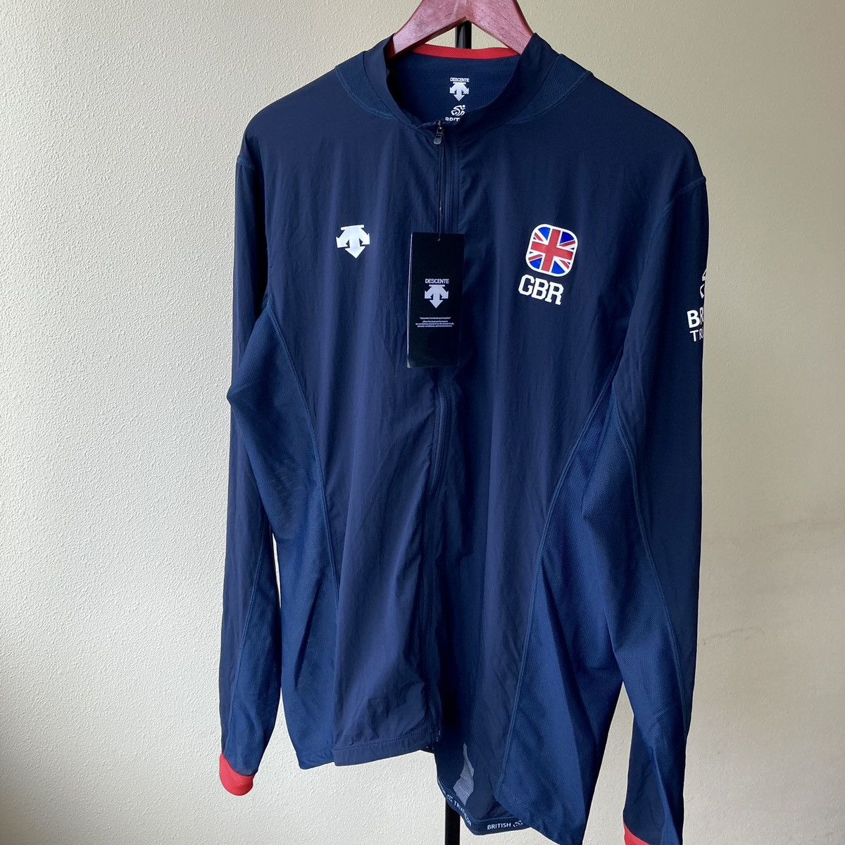 Descente Descente Bicycle Jersey NEW British Triathlon Size US XL / EU 56 / 4 - 1 Thumbnail