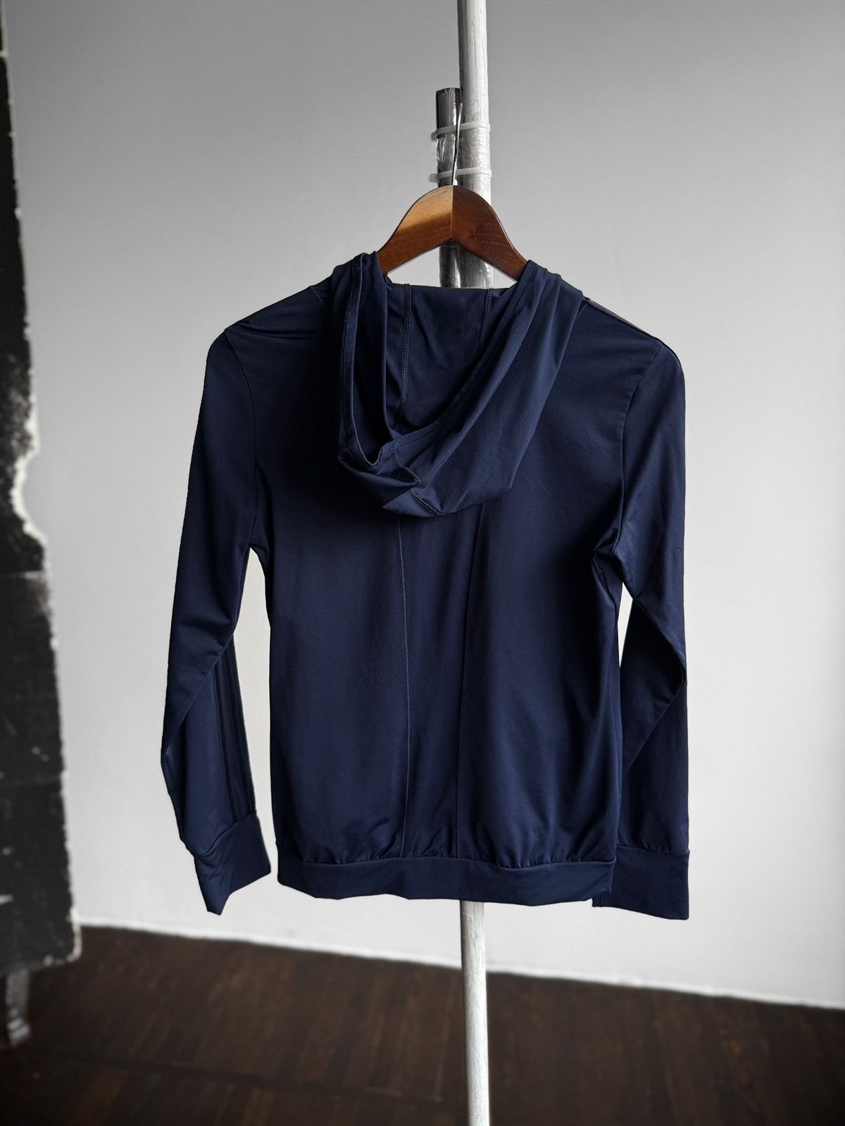 Adidas Adidas Navy Blue ClimaCool Full Zip 3 Stripe Hooded Jacket Size S / US 4 / IT 40 - 2 Thumbnail