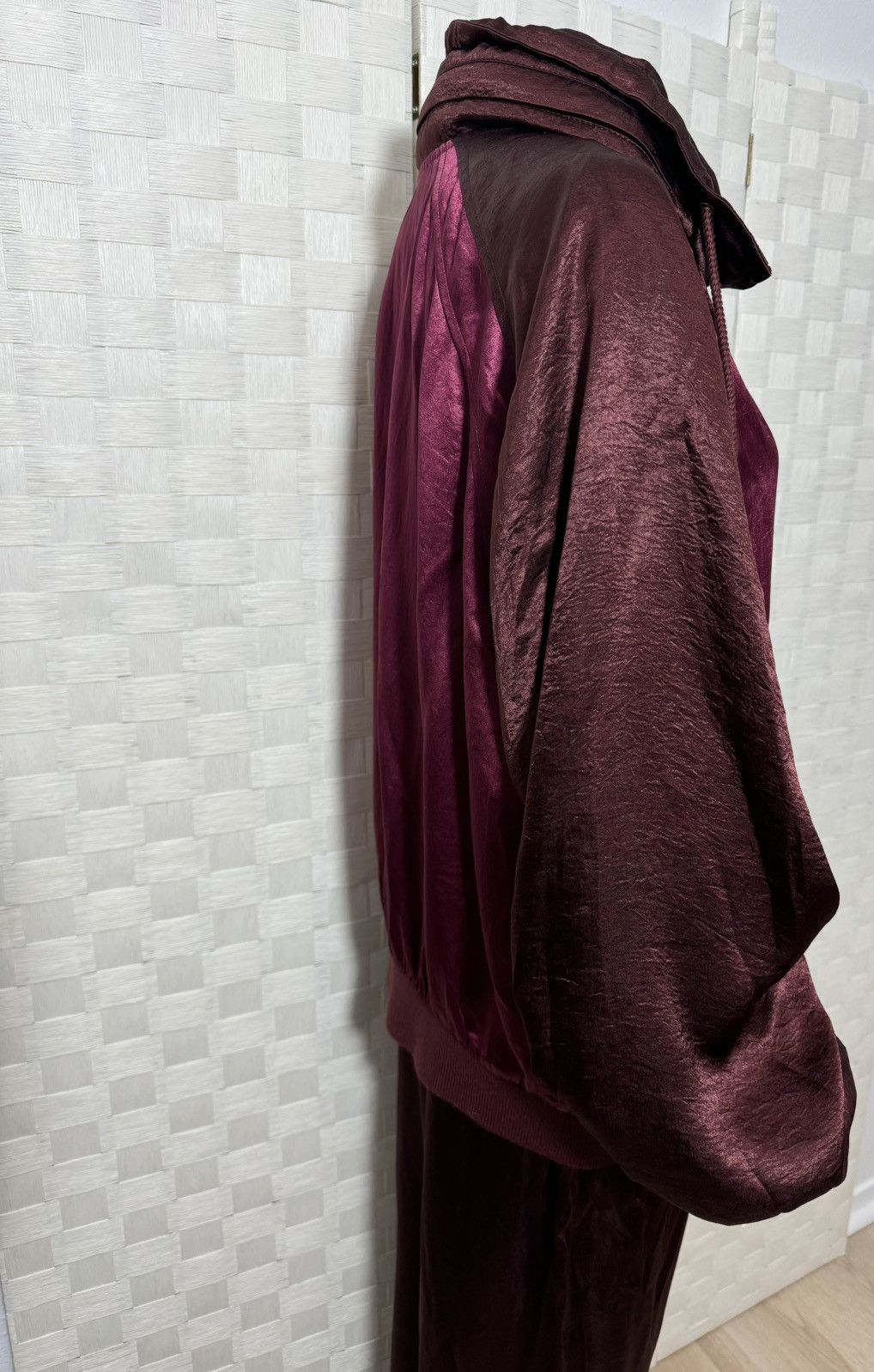 Saint Laurent Paris Saint Laurent Tonal Satin Jacket in Burgundy/Maroon/Bordeaux Size US L / EU 52-54 / 3 - 7 Thumbnail
