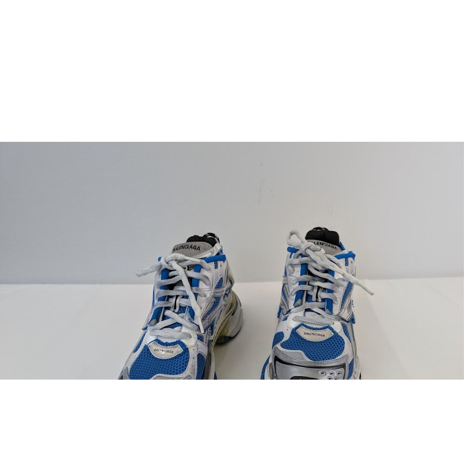 Balenciaga o1rshd1 Runner Sneaker in Grey / Blue / Black Size US 14 / EU 47 - 9 Thumbnail