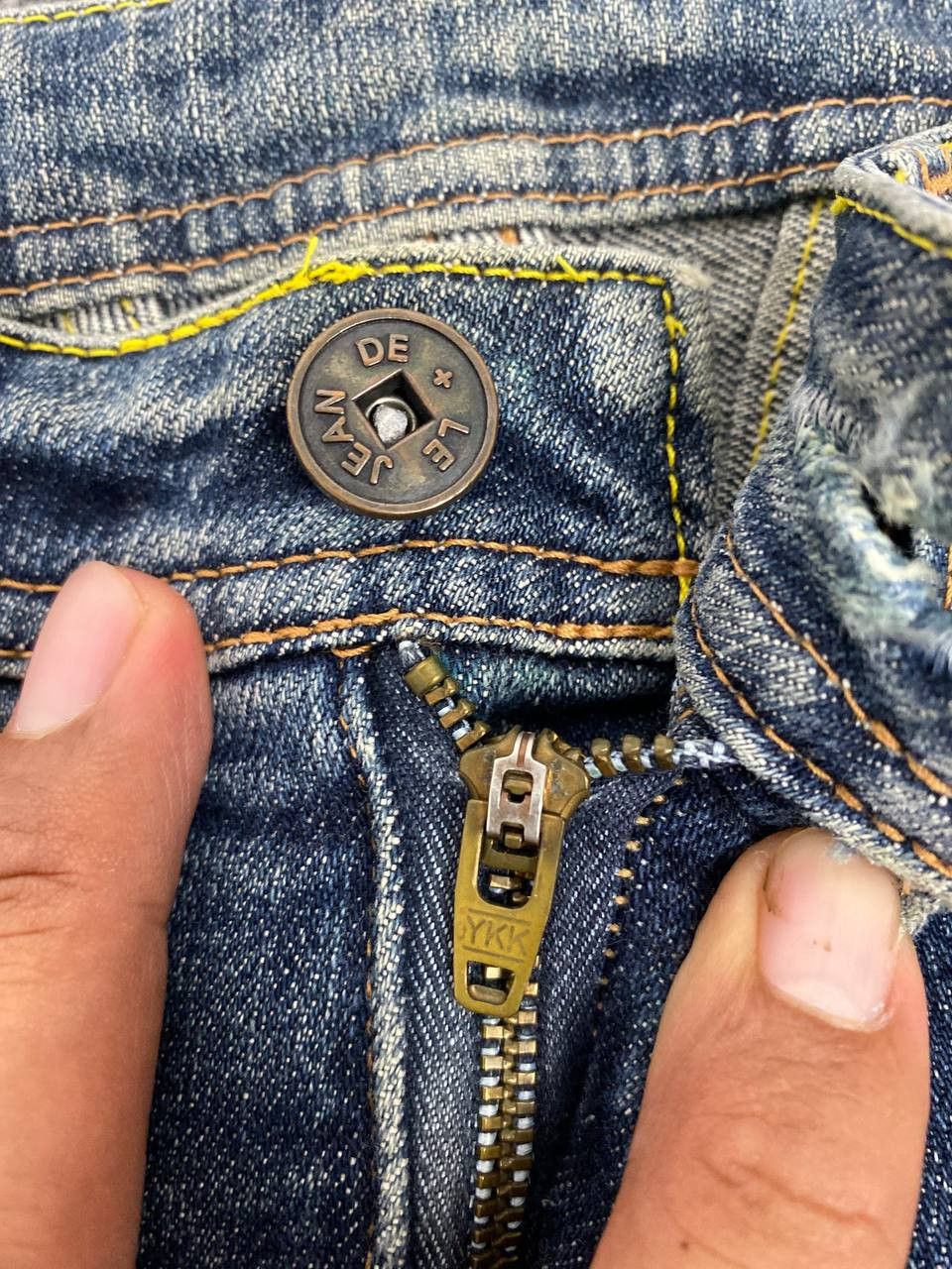 Marithe + Francois Girbaud marithe francois girbaud bootcut flare distressed denim Size 32" / US 10 / IT 46 - 10 Thumbnail