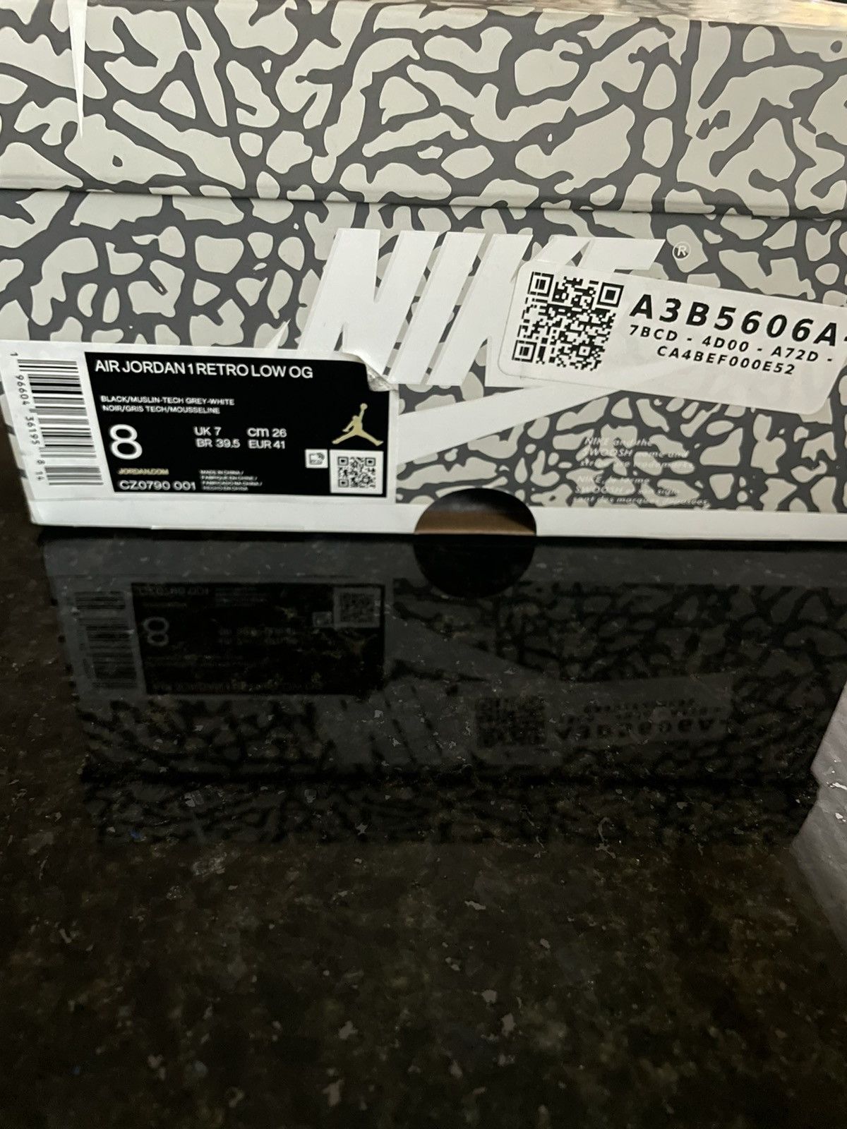 Jordan Brand Air Jordan 1 Retro Low OG Black Cement Size US 8 / EU 41 - 7 Thumbnail