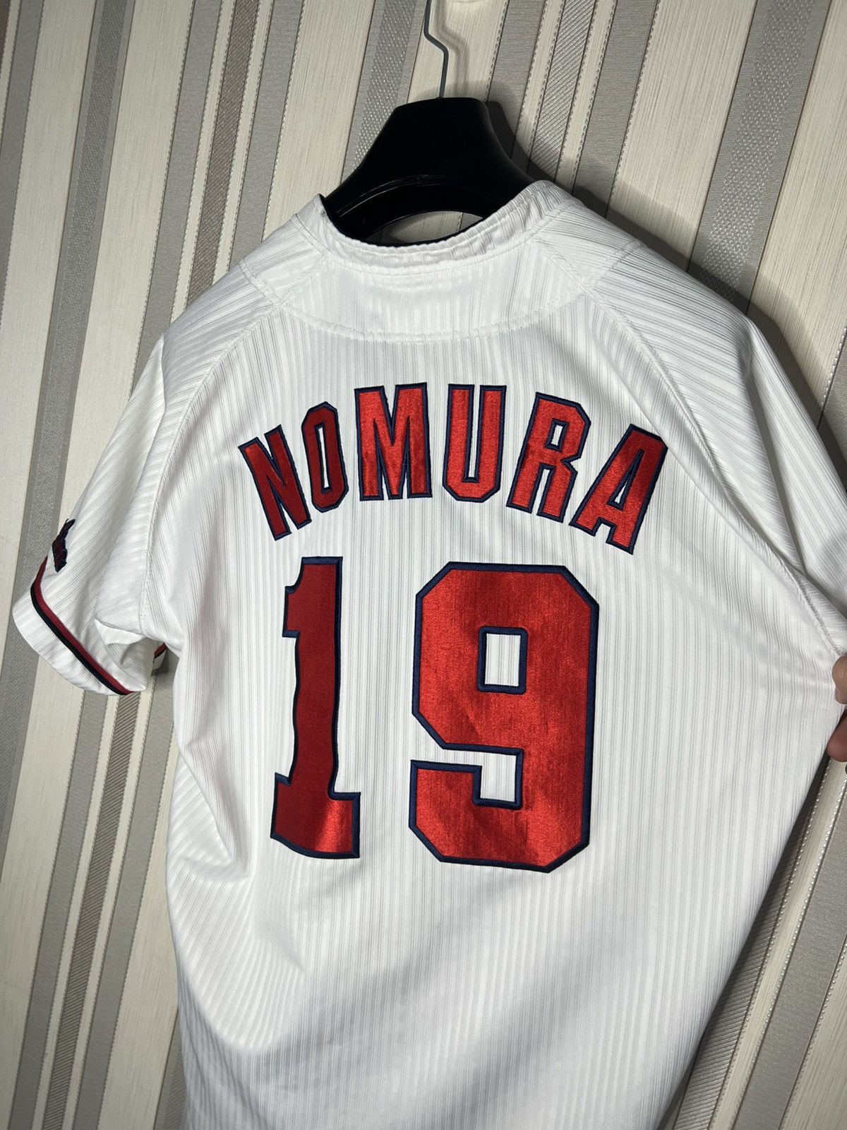 Mizuno Hiroshima Toyo Carp Mizuno Baseball Jersey #19 Nomura Size US M / EU 48-50 / 2 - 2 Thumbnail