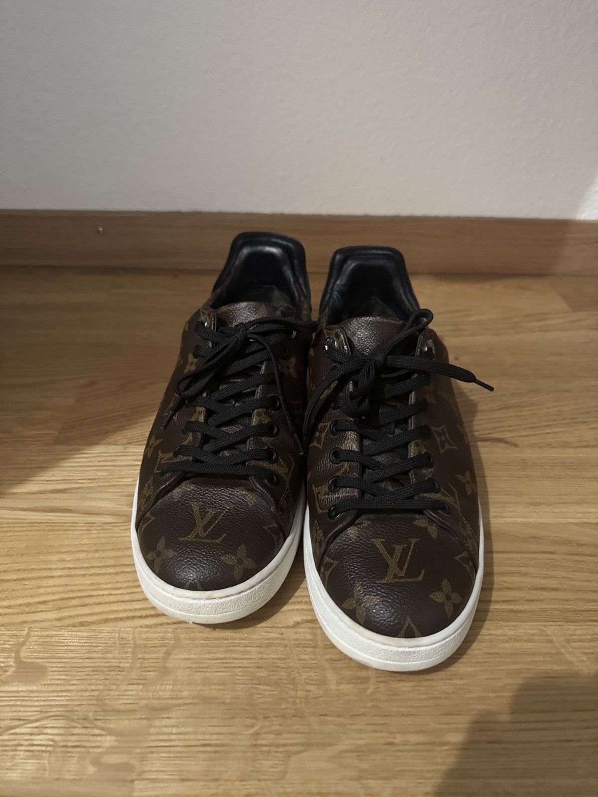 Louis Vuitton Louis Vuitton Sneaker Size US 7 / EU 40 - 3 Thumbnail