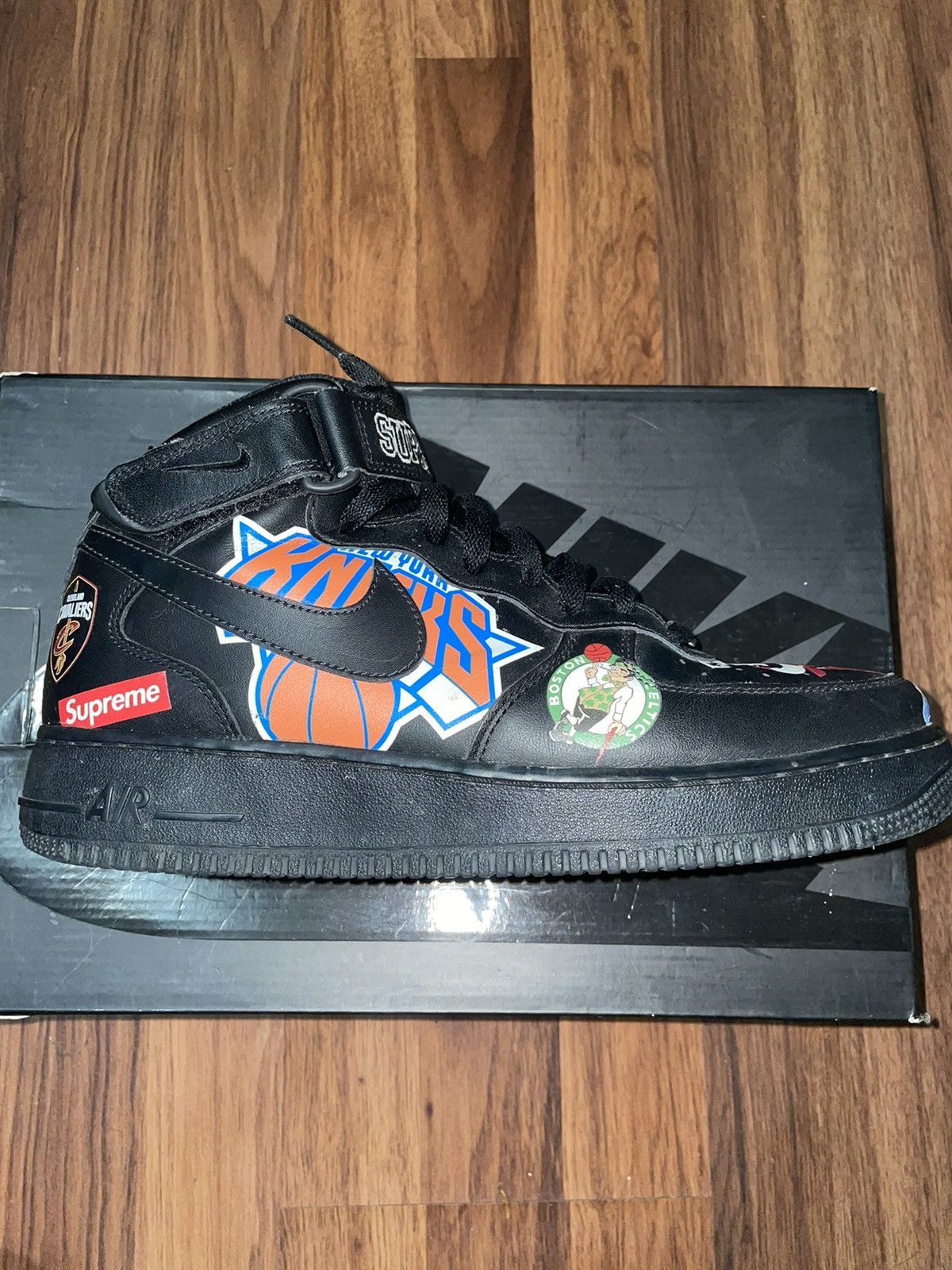 NBA × Supreme Supreme x NBA Air Force Size US 9 / EU 42 - 2 Thumbnail