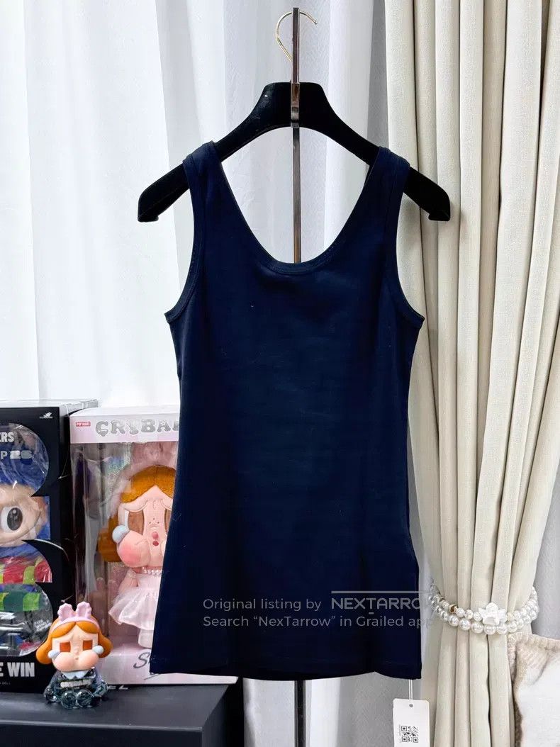 Prada Prada Triangle logo sleeveless vest Size XS / US 0-2 / IT 36-38 - 3 Thumbnail