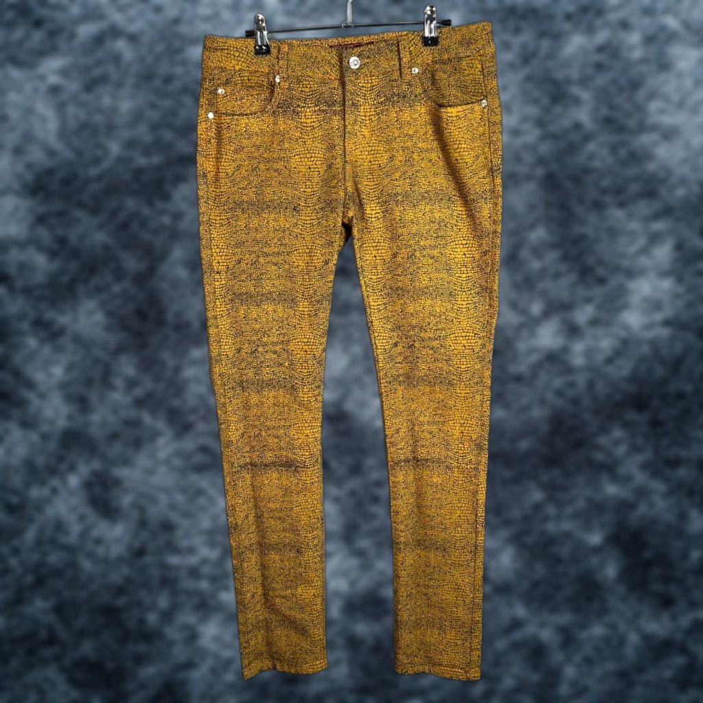 Vintage SKI Jeans Jeans Skinny Adult Womens 11/12 Yellow Black Stretch Cotton Blend Denim 5-Pocket Inseam 31 in Zip Size 34" / US 12 / IT 48 - 1 Thumbnail