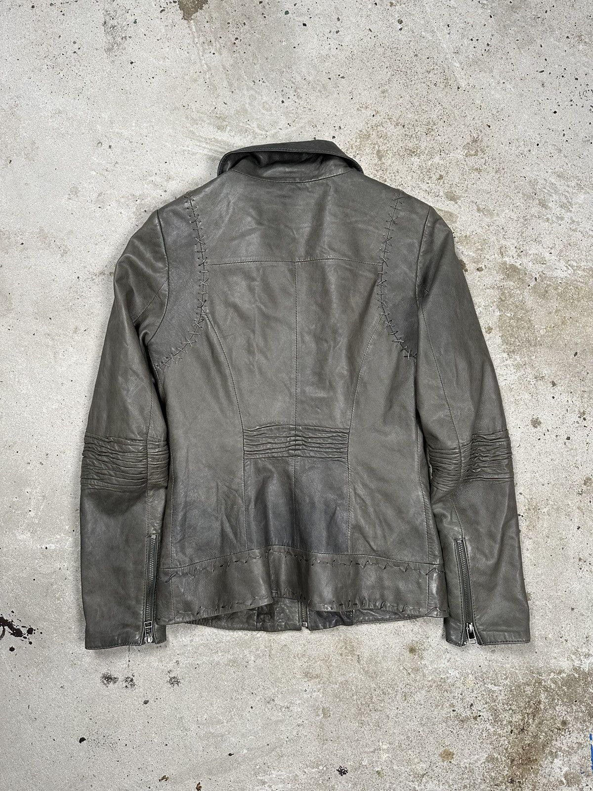 Japanese Brand Vintage Y2K Gray Genuine Leather Biker Moto Style Jacket Size XS / US 0-2 / IT 36-38 - 2 Thumbnail