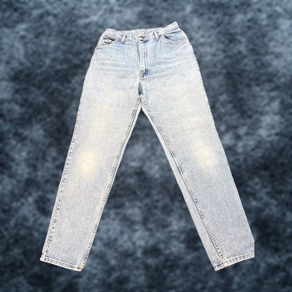 Wrangler VINTAGE Wrangler Jeans Womens 28x31 Blue High Rise Light Wash 90s Mom Denim Pants Womens Size 28" / US 6 / IT 42 - 1 Thumbnail