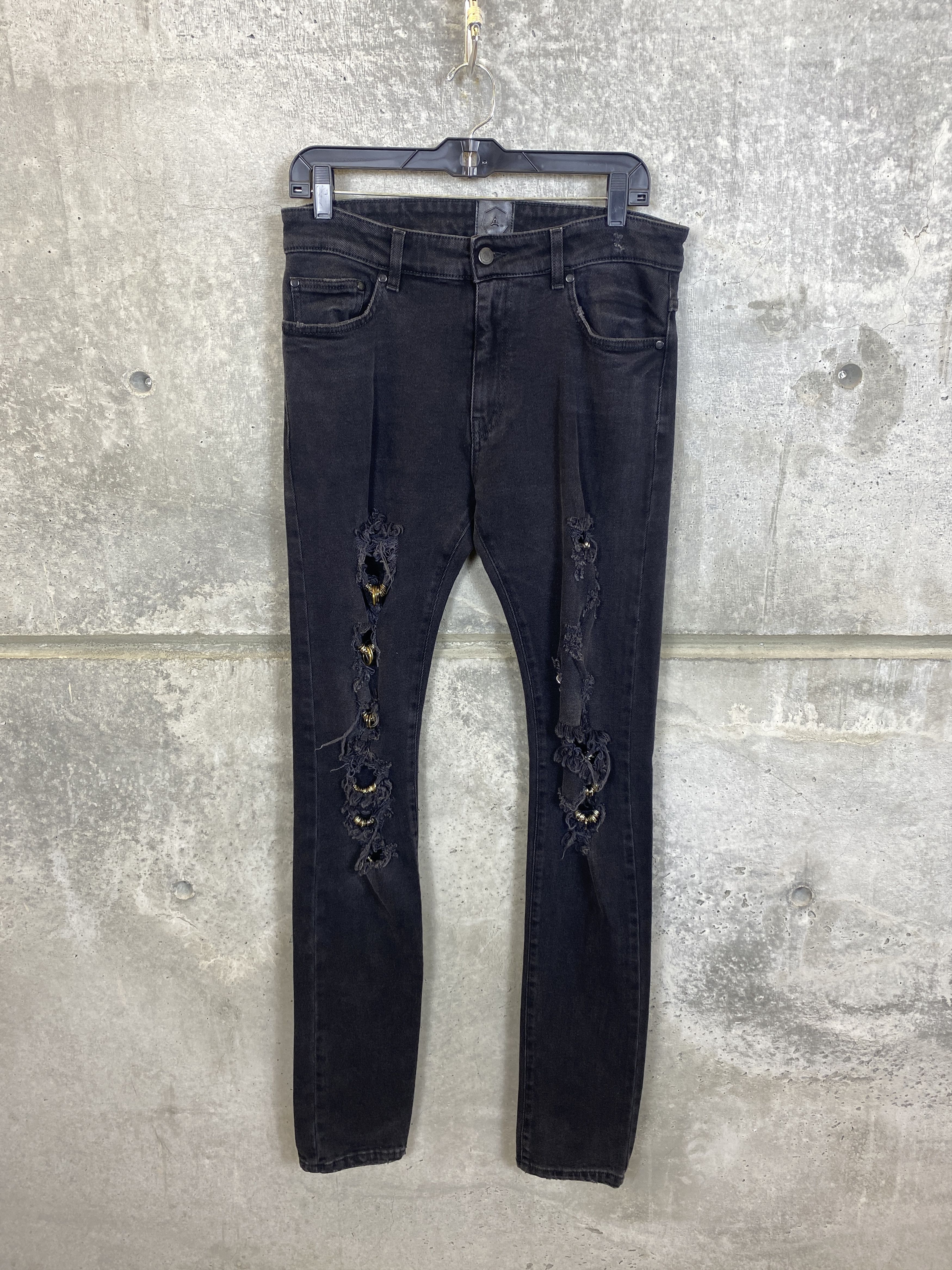 Alchemist ALCHEMIST DON LOADED JEANS SIZE 30 Size US 30 / EU 46 - 1 Thumbnail