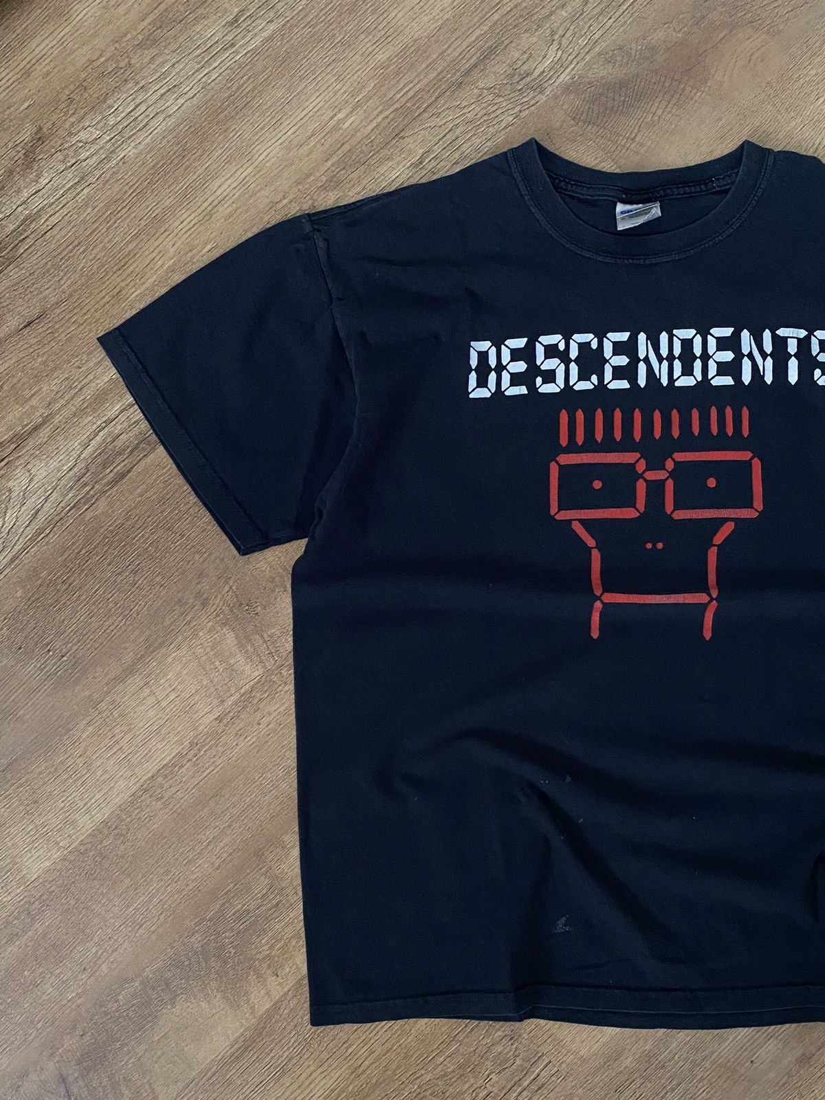Band Tees × Vintage VINTAGE Y2K DESCENDENTS FADED TEE Size US XL / EU 56 / 4 - 2 Thumbnail
