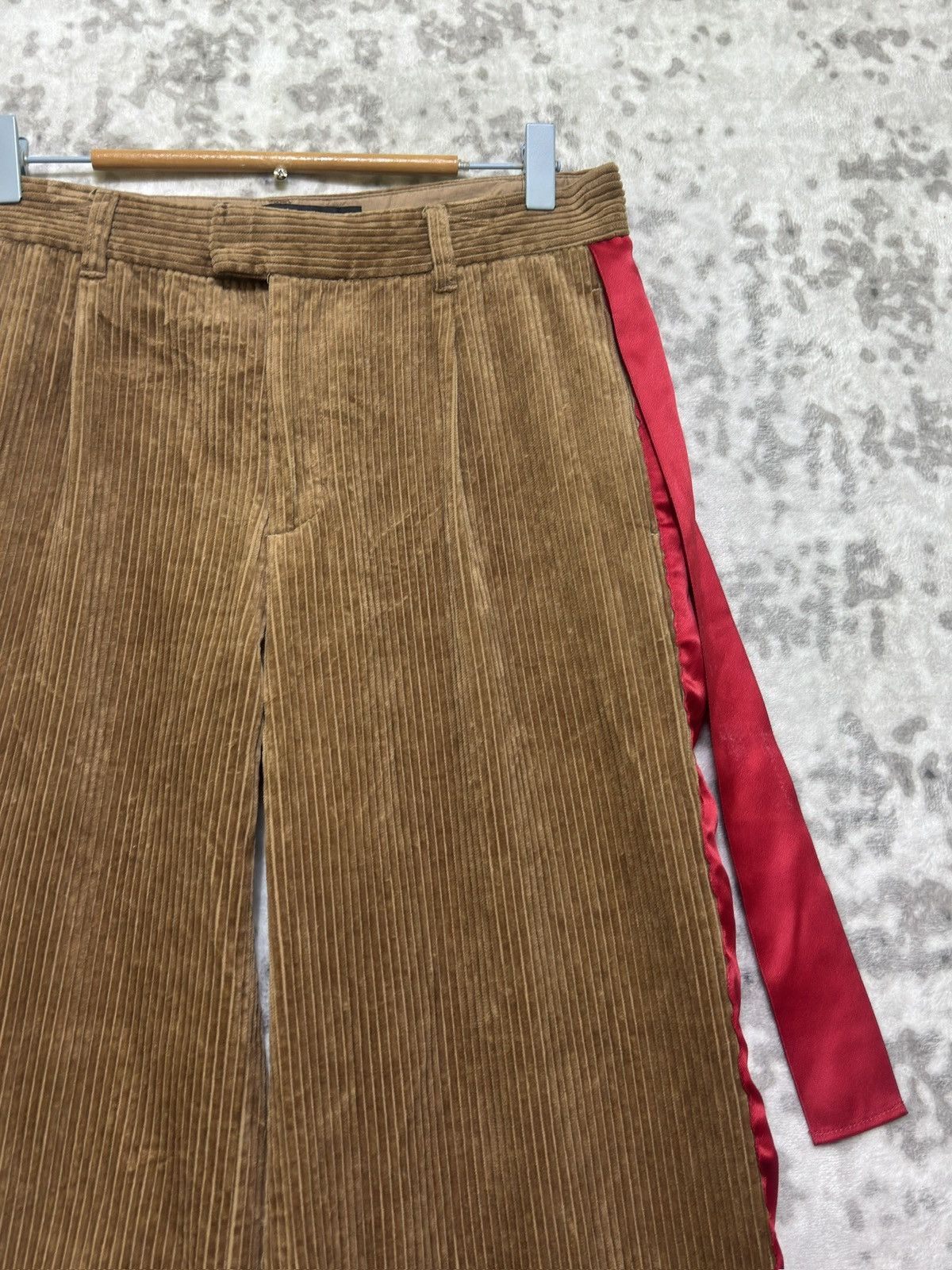GU GU x Undercover FW21 Corduroy Pleated Ribbon Wide-Leg Pants Size US 31 - 5 Thumbnail