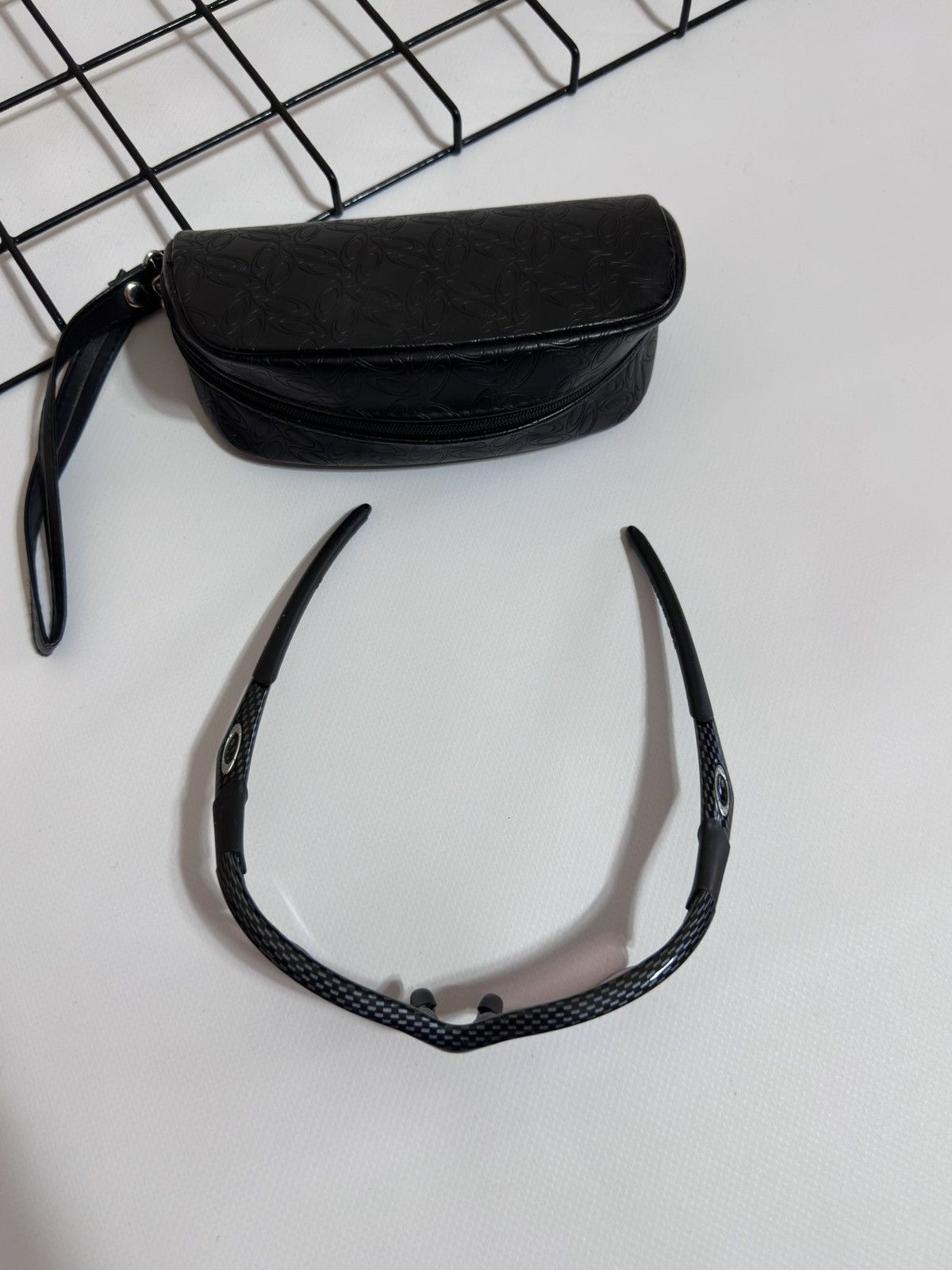 Oakley ULTRA RARE Oakley Half Jacket 1.0 GENUINE CARBON FIBER USA Size ONE SIZE - 2 Thumbnail