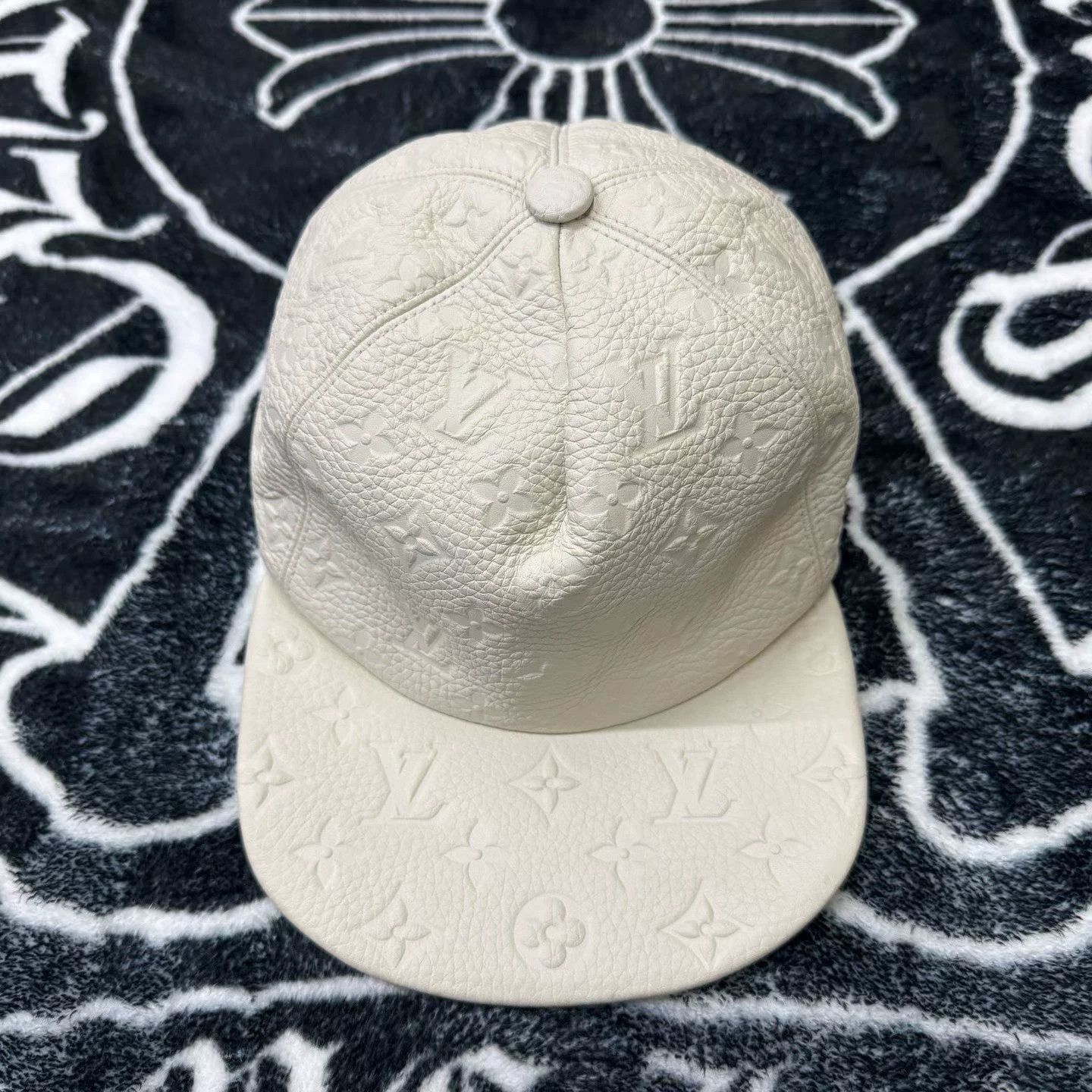 Louis Vuitton LV Monogram Embossed Baseball Cap - White Size ONE SIZE - 1 Thumbnail