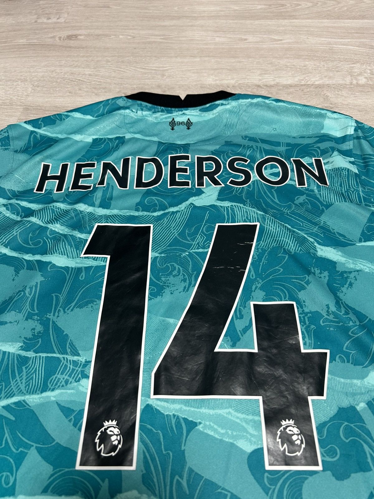 Nike Nike Jersey FC Liverpool #14 HENDERSON 2020/21 away shirt Size US L / EU 52-54 / 3 - 13 Thumbnail