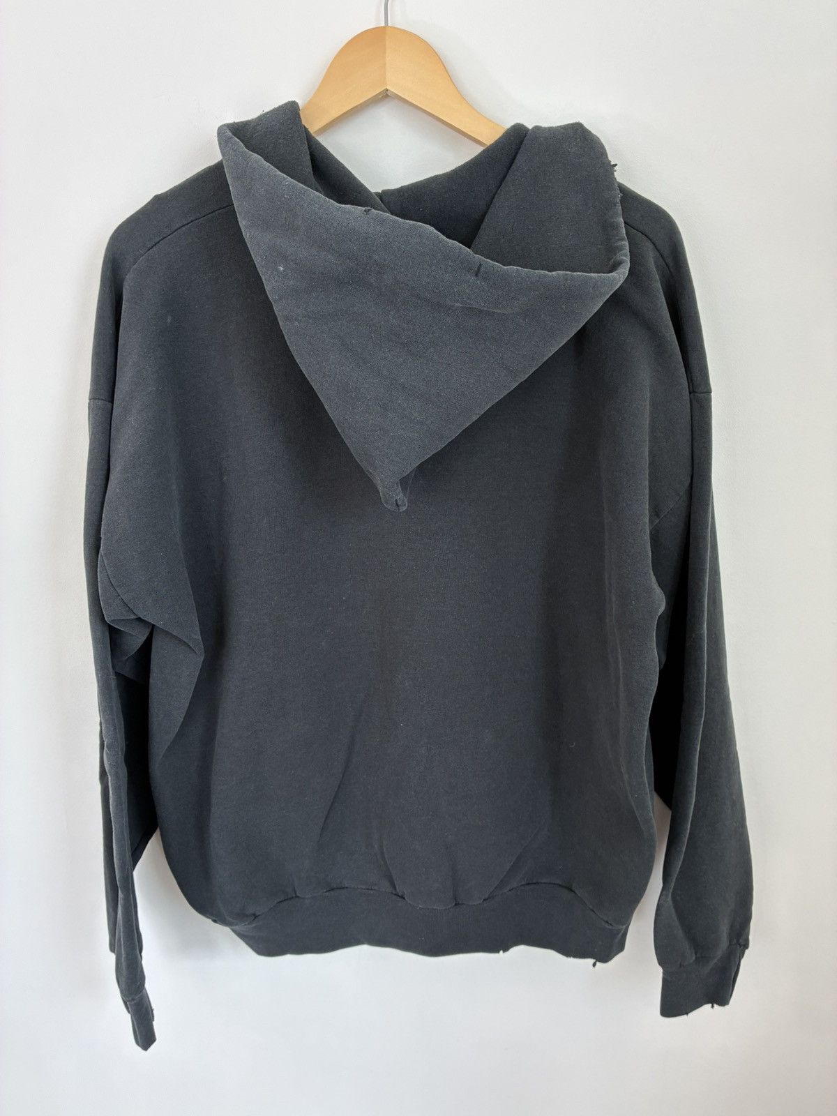 Vintage Vintage Faded Blank Boxy Fit Distressed Basic Hoodie Size US XL / EU 56 / 4 - 3 Thumbnail