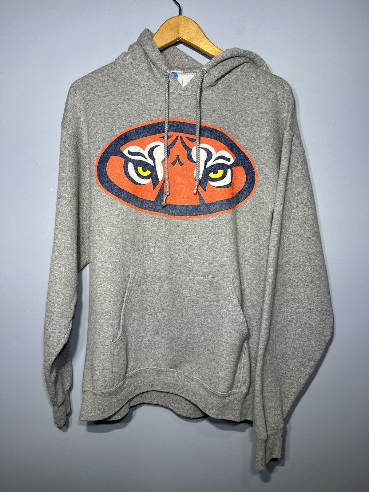 NCAA NCAA Auburn Tiger Eye Logo unisex Sz Large gray Hoodie Size US L / EU 52-54 / 3 - 2 Thumbnail