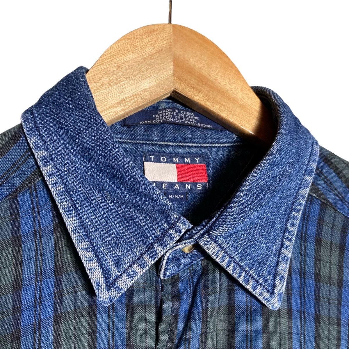 Tommy Hilfiger × Vintage Vintage 90s Tommy Hilfiger Jeans Flannel Jeans Collar Shirt Size US L / EU 52-54 / 3 - 7 Thumbnail