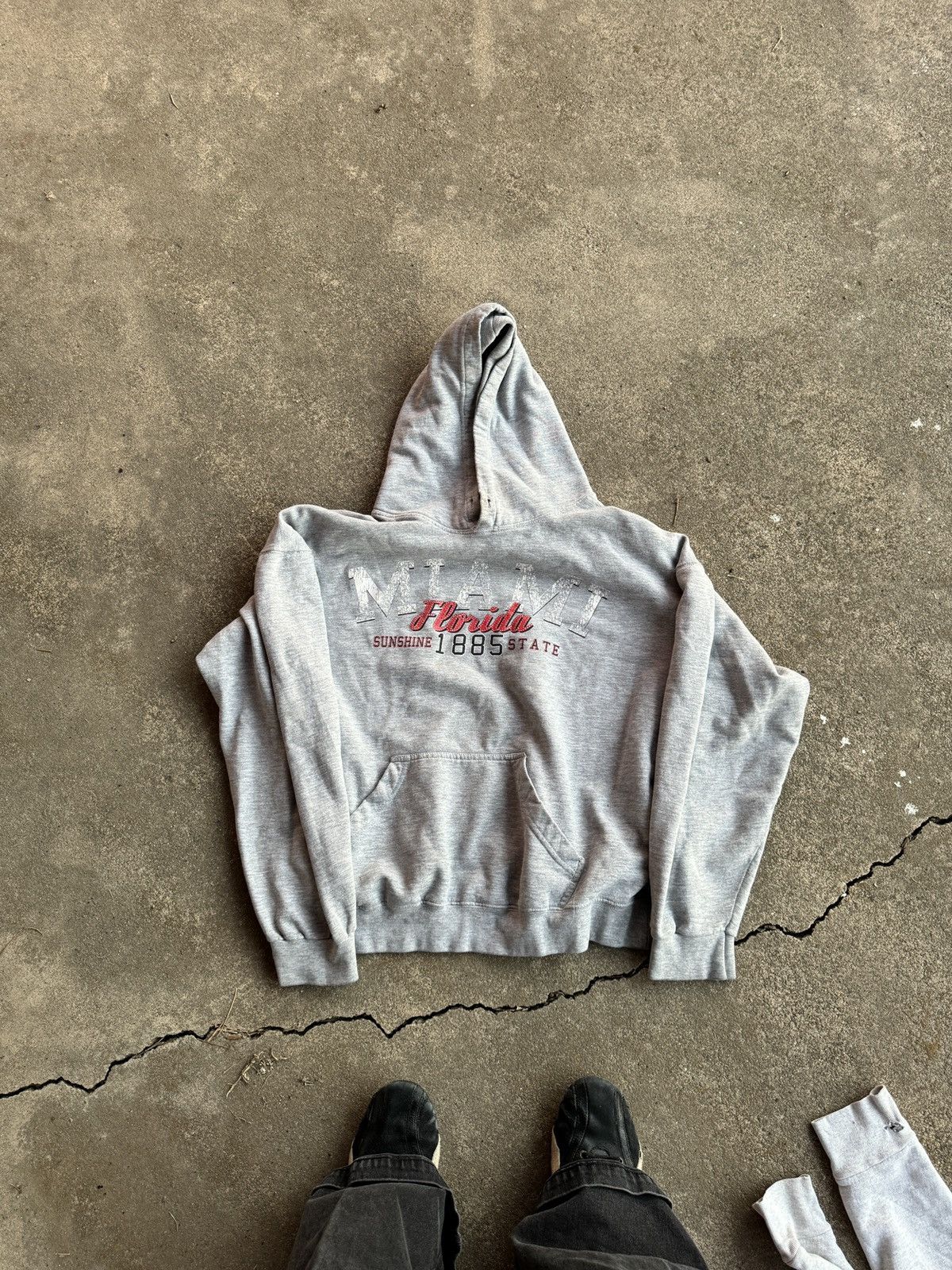 Vintage Vintage miami florida hoodie Size US XL / EU 56 / 4 - 1 Thumbnail