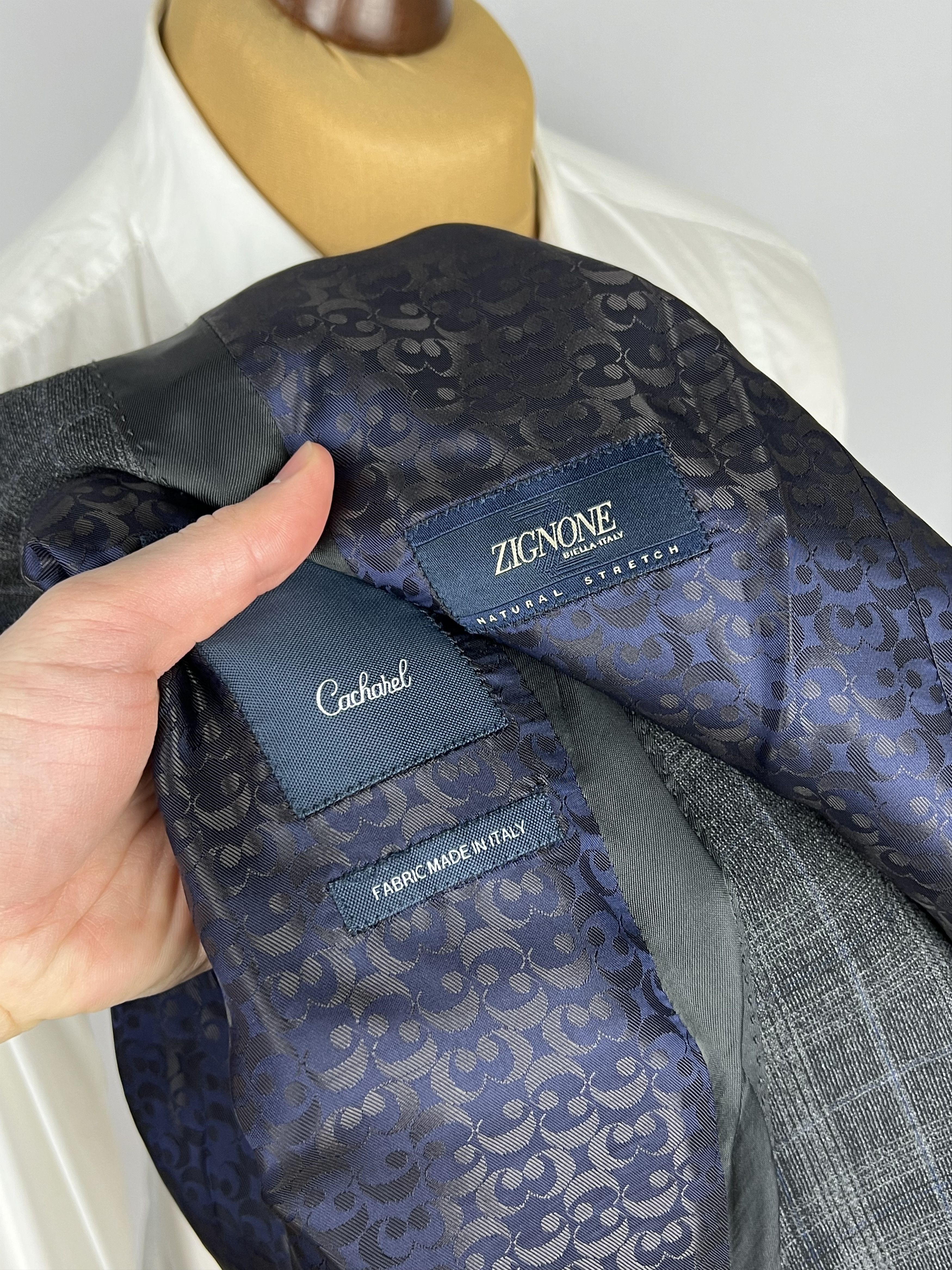 Italic CACHAREL x Zignone 100% Pure Wool Plaid Slim 2 Piece Suit Size 42R - 10 Thumbnail
