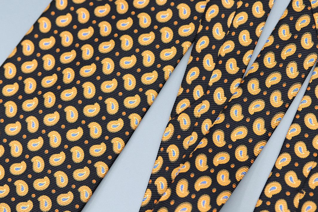 Hugo Boss × Vintage Vintage Hugo Boss Tie Size ONE SIZE - 8 Thumbnail