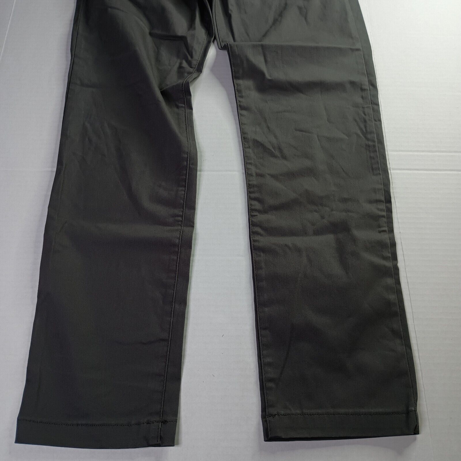 Lee Lee Chino Motion Flex Waistband Pants Men's 30x32 Gray Slim Size US 30 / EU 46 - 3 Thumbnail