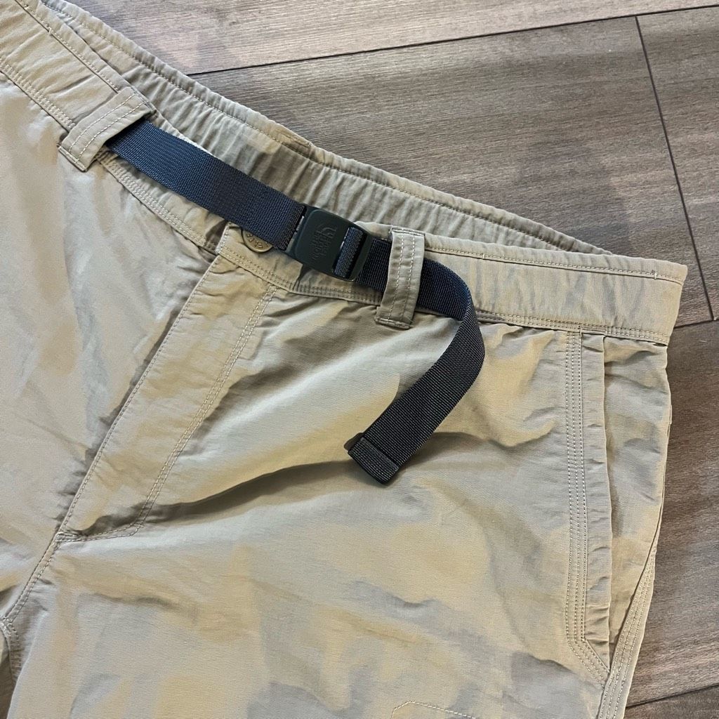 The North Face North Face Khaki Athletic Cargo Shorts Men 38 Size US 38 / EU 54 - 2 Thumbnail