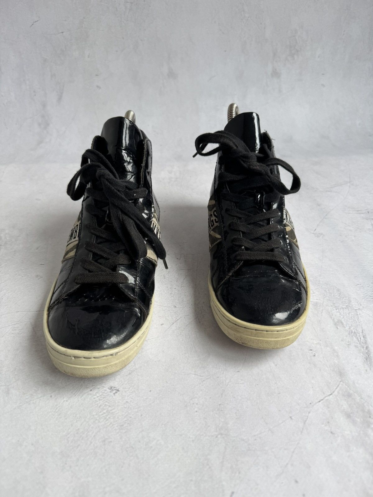Dirk Bikkembergs Bikkembergs High Top Sneakers Zebra Stripe Size US 7 / IT 37 - 2 Thumbnail