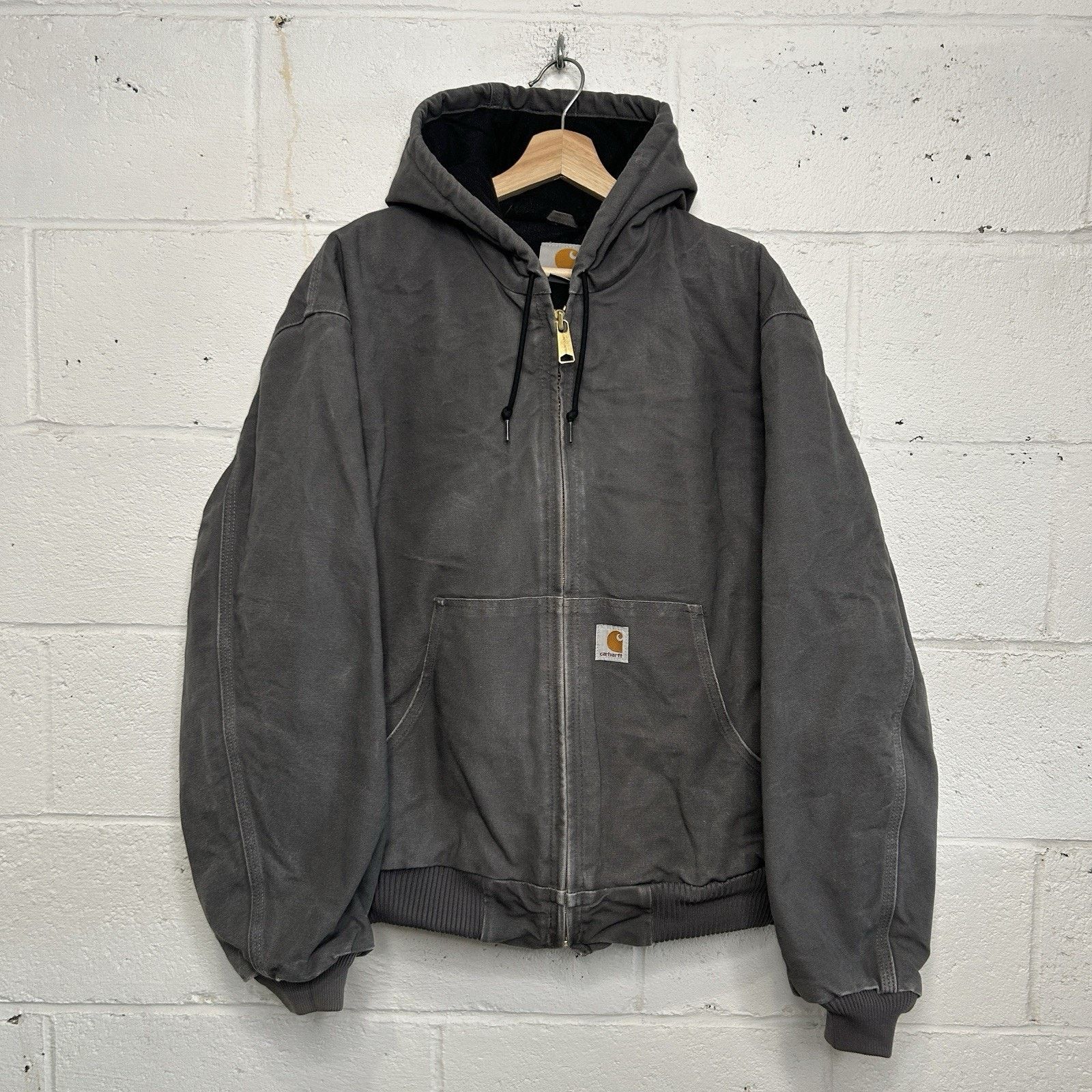 Carhartt Carhartt Quilted Hooded Active Jacket “Gravel/Grey” J140-GVL Size US L / EU 52-54 / 3 - 1 Thumbnail