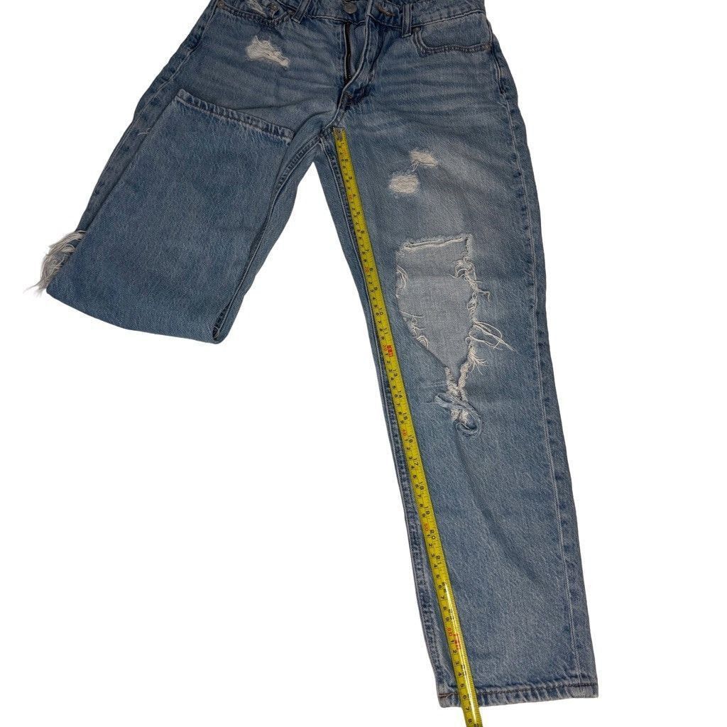 Aeropostale Aeropostale Distressed Mom Jeans Size 2 Light Wash Size 26" / US 2 / IT 38 - 3 Thumbnail