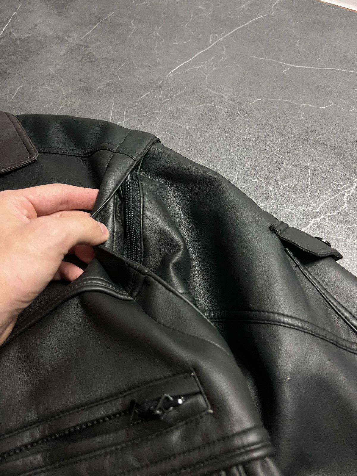 Leather Leather jacket italy style 90’s vintage Size US XL / EU 56 / 4 - 6 Thumbnail