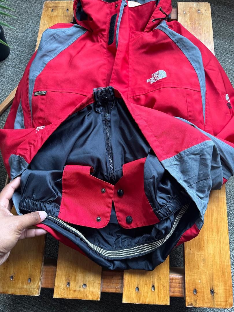 The North Face × Vintage THE NORTH FACE SUMMIT SERIES GORETEX JACKET Size US L / EU 52-54 / 3 - 8 Thumbnail