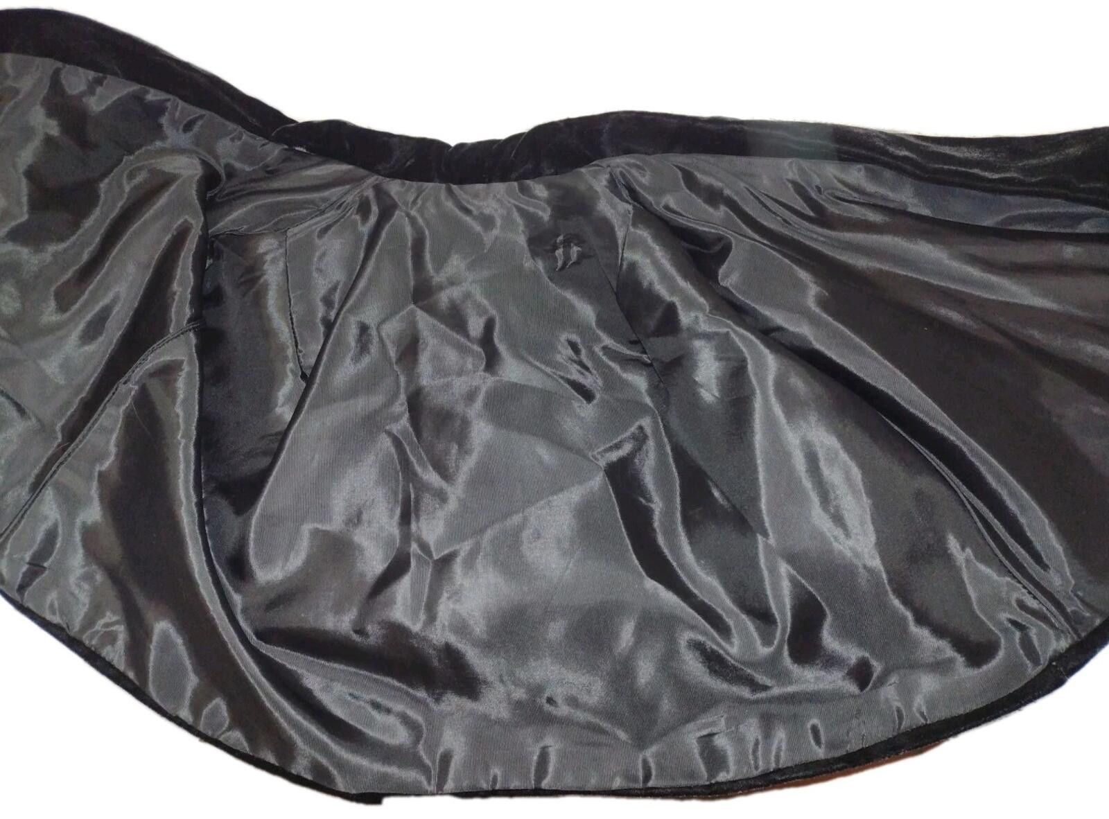 The Unbranded Brand VTG 40s Black Velvet Opera Capelet Satin Lined Evening Wrap Size ONE SIZE - 8 Thumbnail