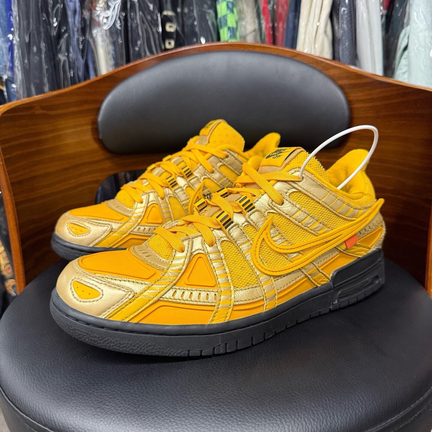 Off-White Off-White DUNK Collab Black Lowtop Sneakers 43 Men Size US 10 / EU 43 - 1 Thumbnail