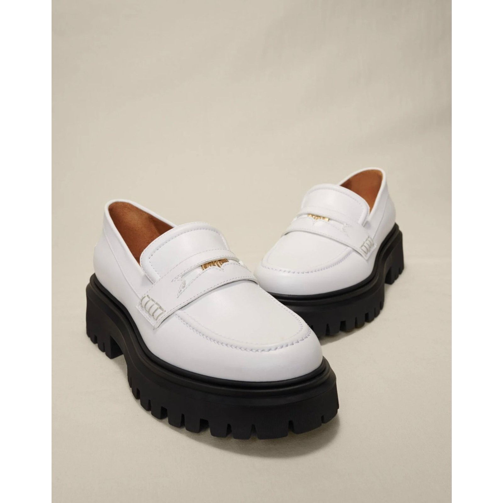 Maje NEW Maje Leather Platform Coin Loafers White size 41/ 10.5 Size US 10.5 / IT 40.5 - 1 Thumbnail
