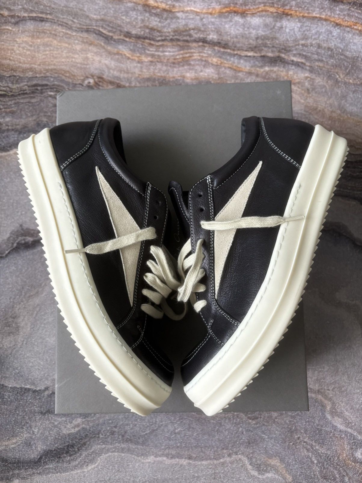 rick owens vintage sneaks 44 中古 Rick Owens DS Rick Owens Vintage Sneaker sz 44 us11 | Grailed