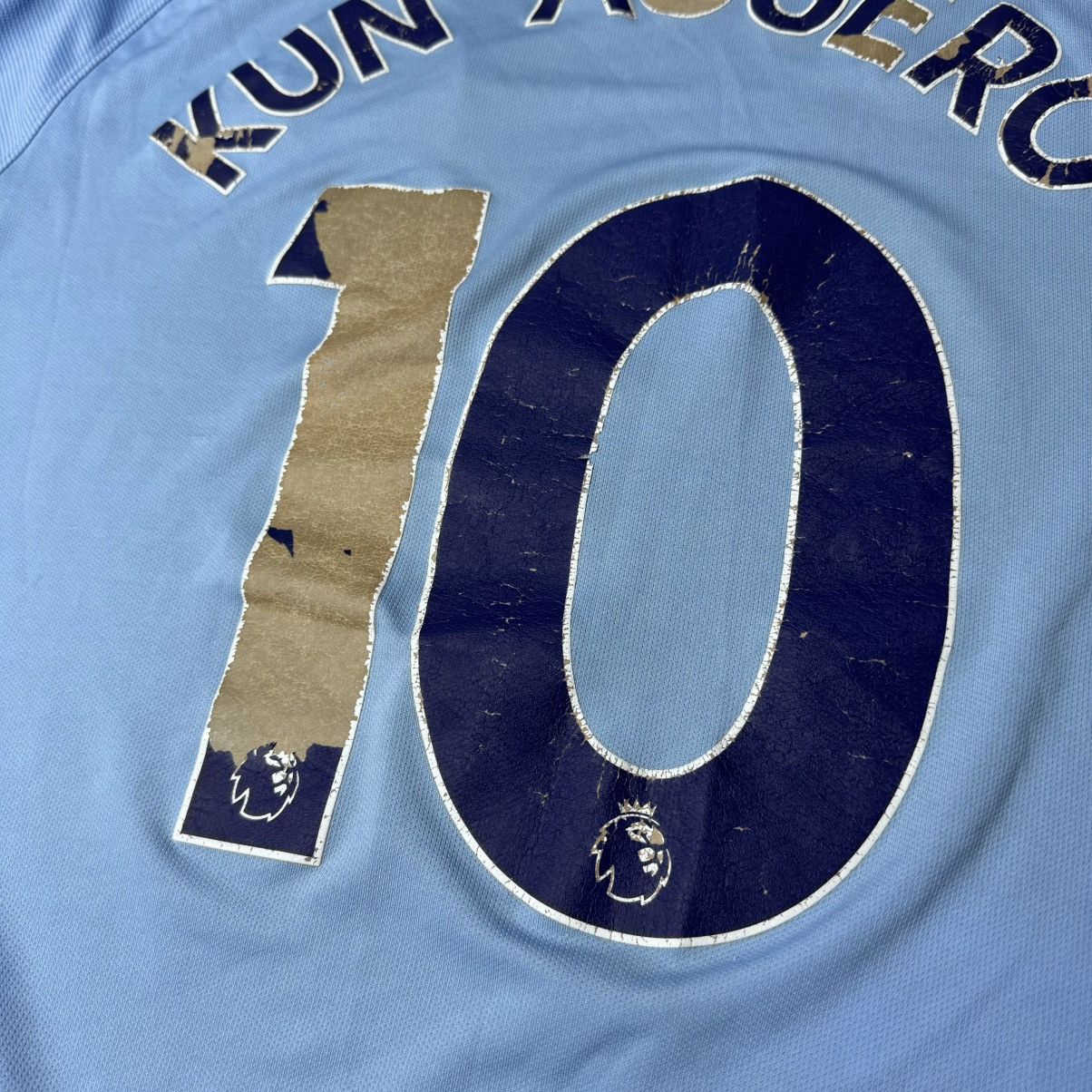 Nike Kun Aguero Manchester City vintage jersey Size US XL / EU 56 / 4 - 13 Thumbnail