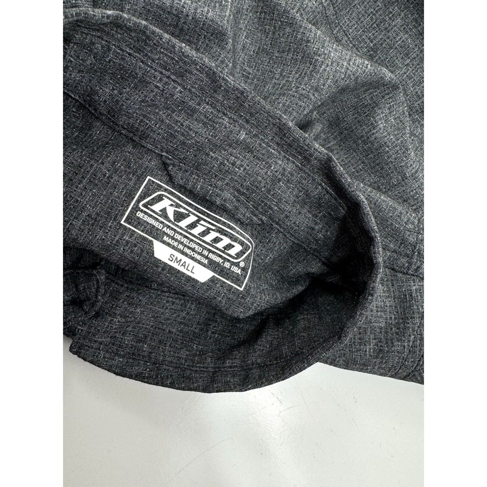 Vintage KLIM Mechanic Mens S Shirt Button-Up Short Sleeve Gray 90s? No, 8 Size US S / EU 44-46 / 1 - 4 Thumbnail