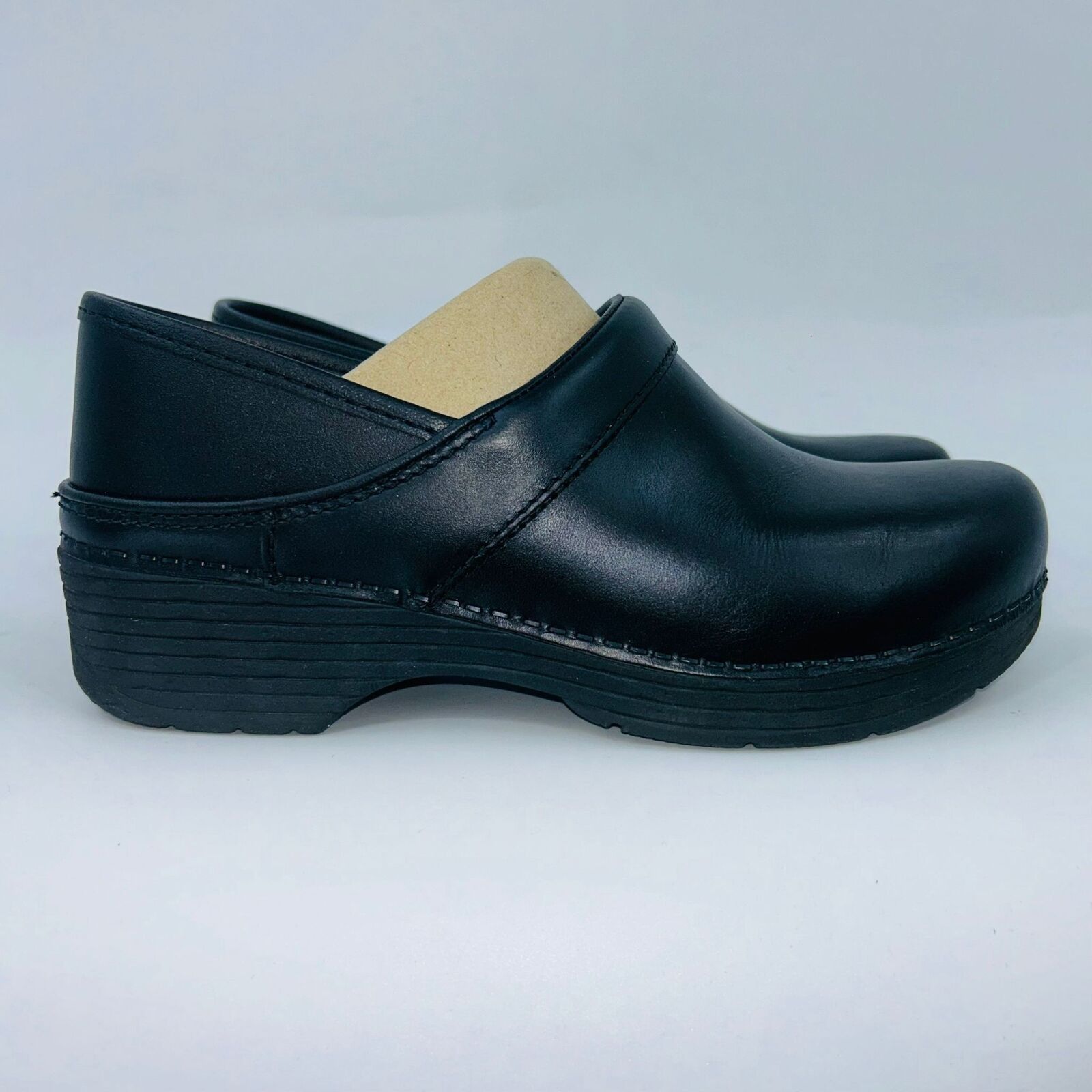 Dansko DANSKO WOMENS XP 2.0 BLACK COMFORTABLE CLOG BLACK SIZE 7.5B Size US 7.5 / IT 37.5 - 1 Thumbnail