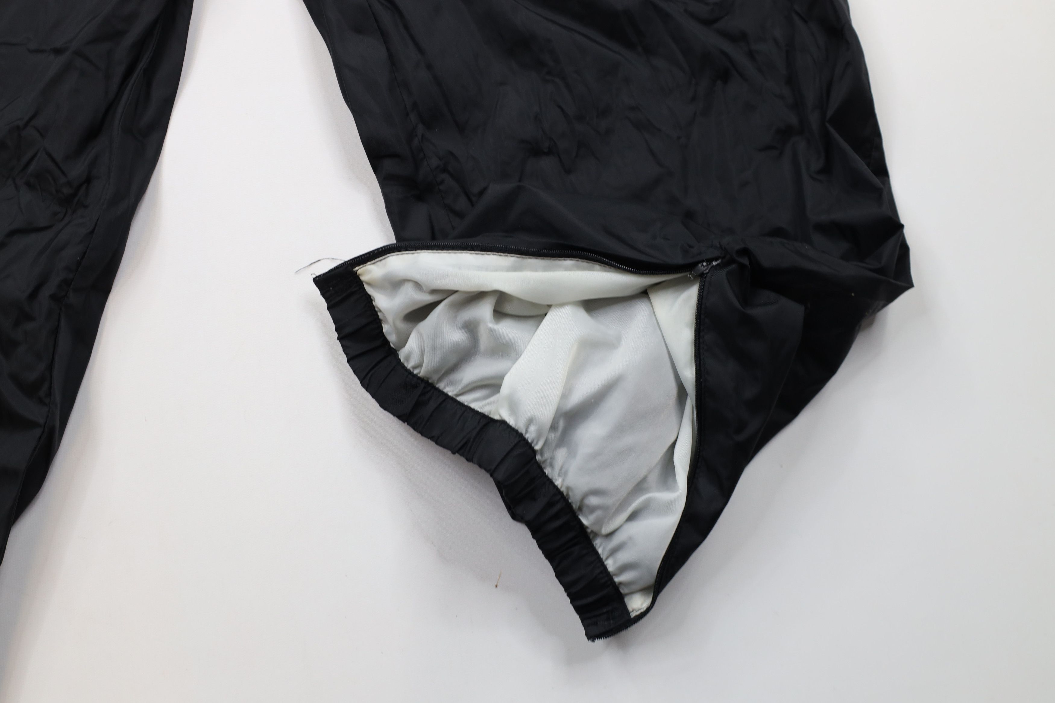 Vintage Vintage 90s Streetwear Lined Windbreaker Joggers Pants Black Size US 36 / EU 52 - 6 Thumbnail