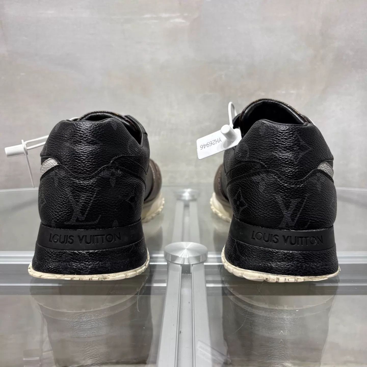 Louis Vuitton LV Runaway Monogram Sneaker UK6.5 EU 40.5 Size US 7.5 / EU 40-41 - 6 Thumbnail
