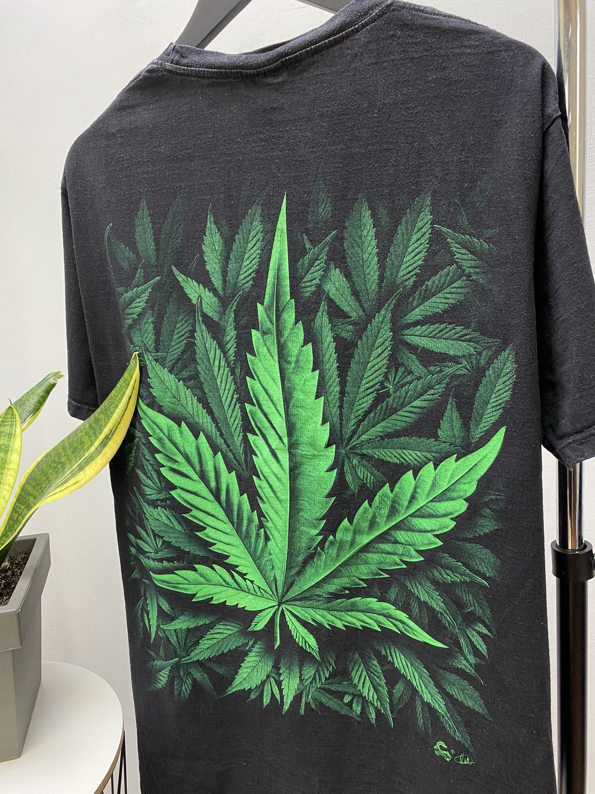 Band Tees × Vintage Caballo Vintage Rare Cannabis Weed Graphic T- Shirt Size XL Size US XL / EU 56 / 4 - 17 Thumbnail