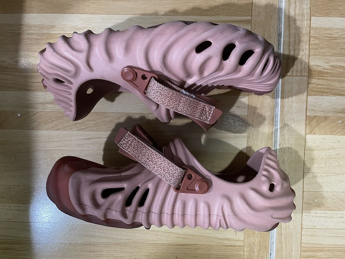 Crocs × Salehe Bembury Crocs Pollex Salehe Bembury Pale Blush Size 9 Preowned VNDS Size US 9 / EU 42 - 1 Thumbnail