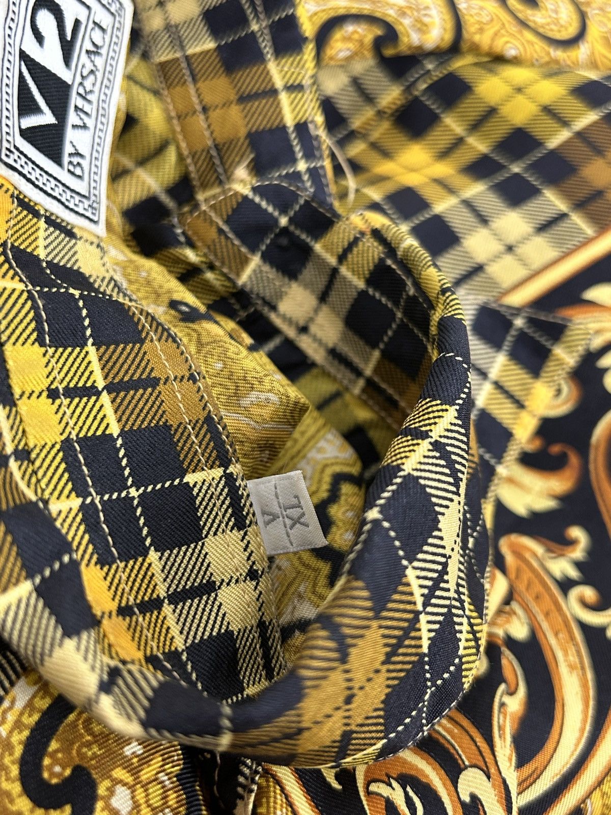 Versace 90s Archive V2 Versace Barocco Art Silk Long Sleeve Shirt Size US XL / EU 56 / 4 - 9 Thumbnail